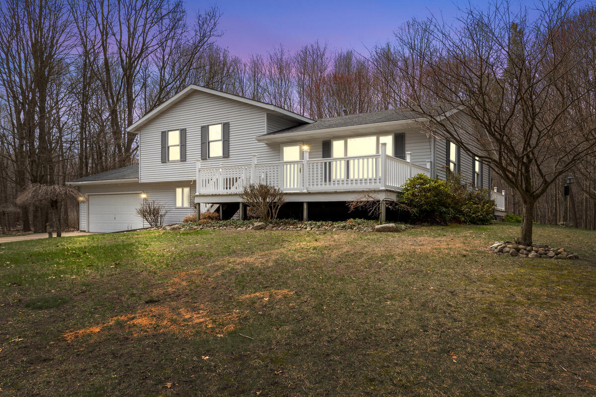 2902 63rd Street Fennville MI 49408
