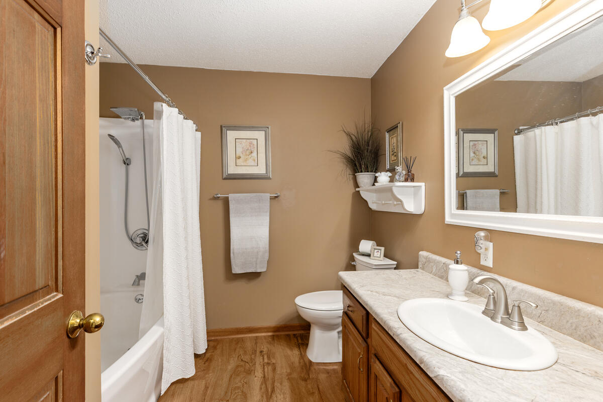 2902 63rd Street Fennville MI 49408