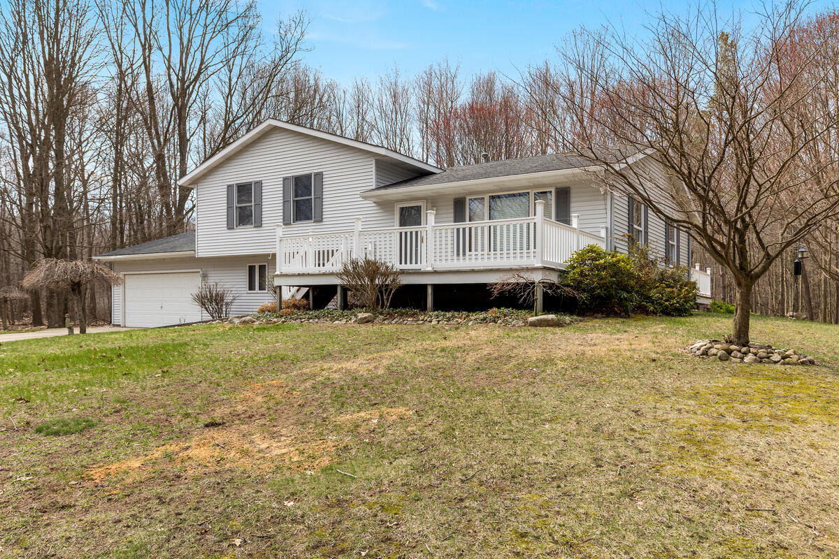 2902 63rd Street Fennville MI 49408