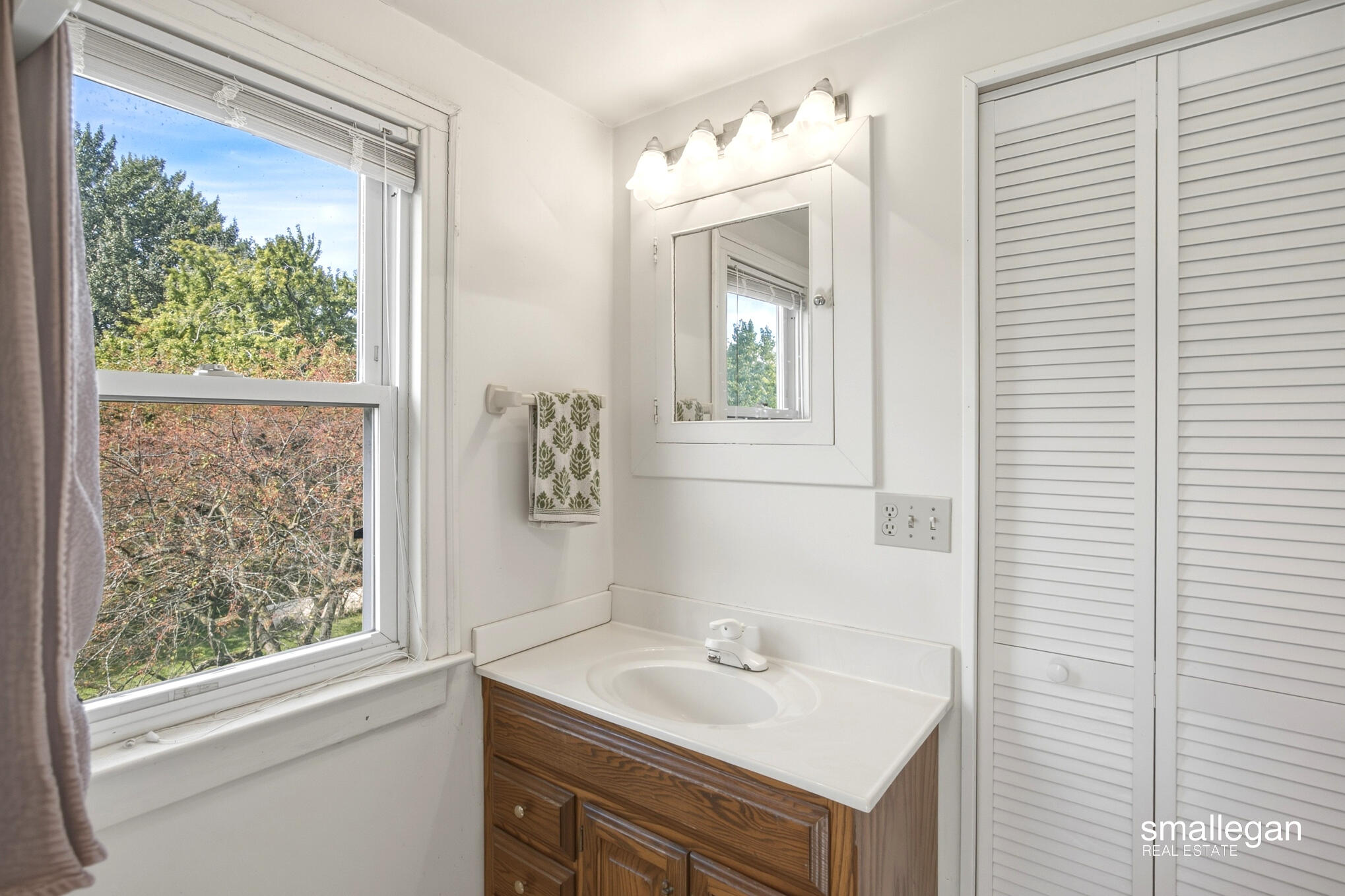 1897 Manning Avenue NW Grand Rapids MI 49534