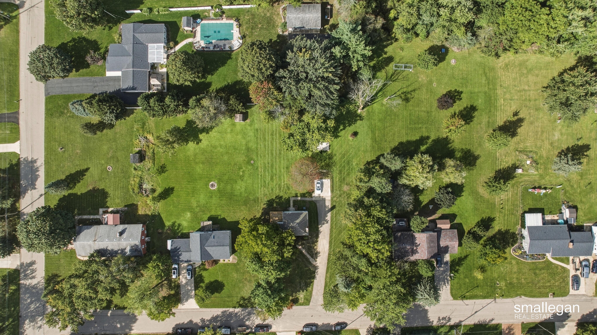 1897 Manning Avenue NW Grand Rapids MI 49534