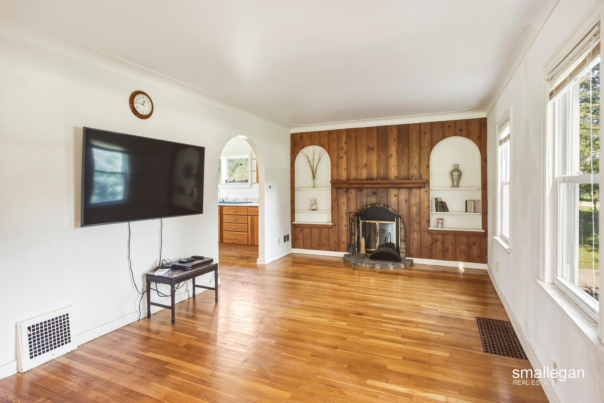 1897 Manning Avenue NW Grand Rapids MI 49534