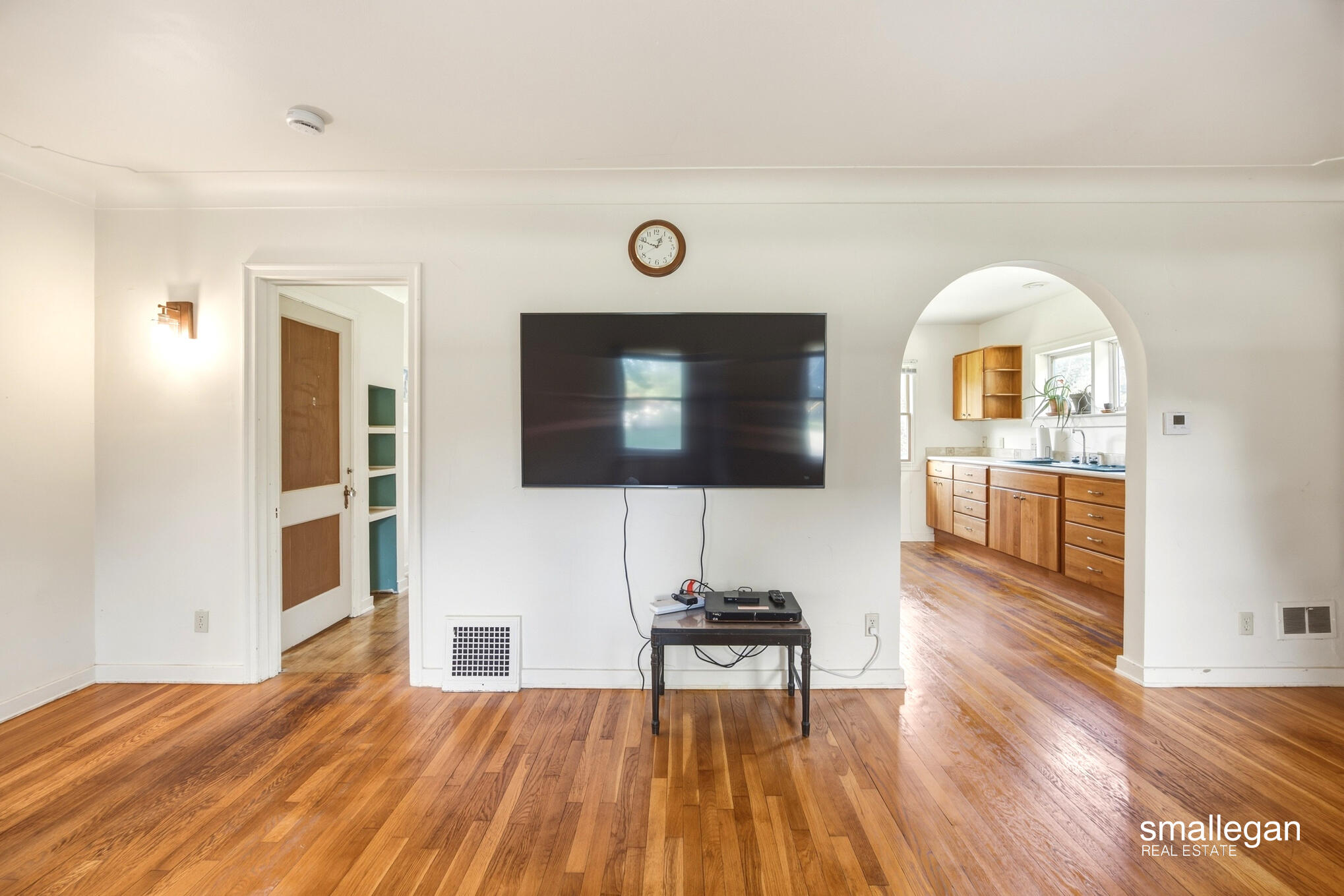 1897 Manning Avenue NW Grand Rapids MI 49534