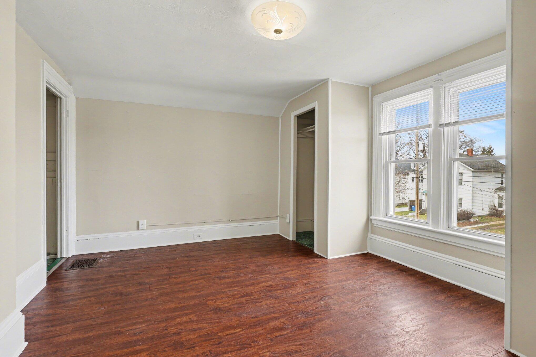 154 Carrier Street NE Grand Rapids MI 49505