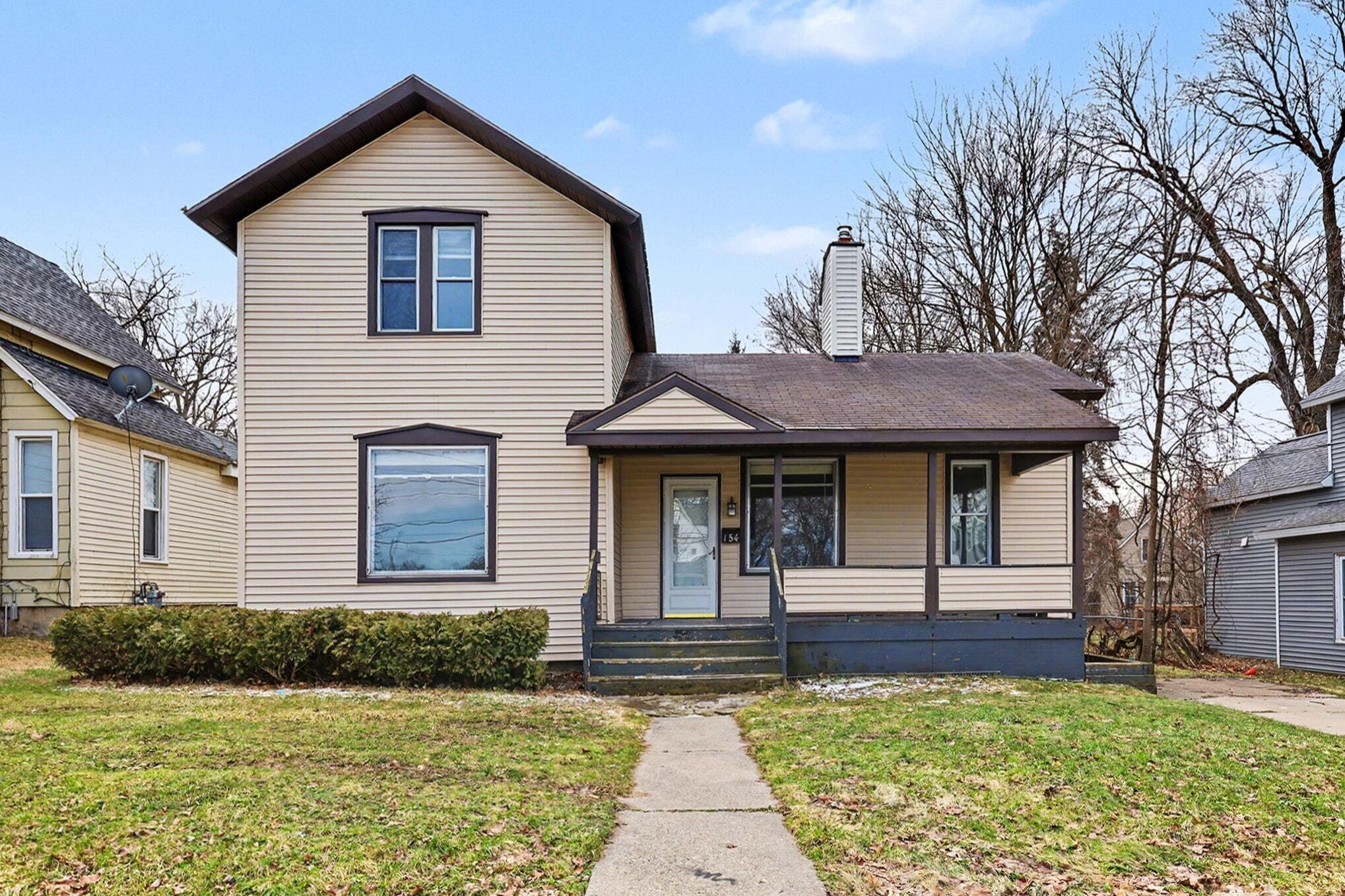 154 Carrier Street NE Grand Rapids MI 49505