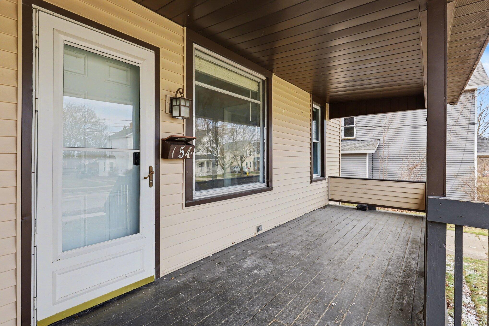 154 Carrier Street NE Grand Rapids MI 49505