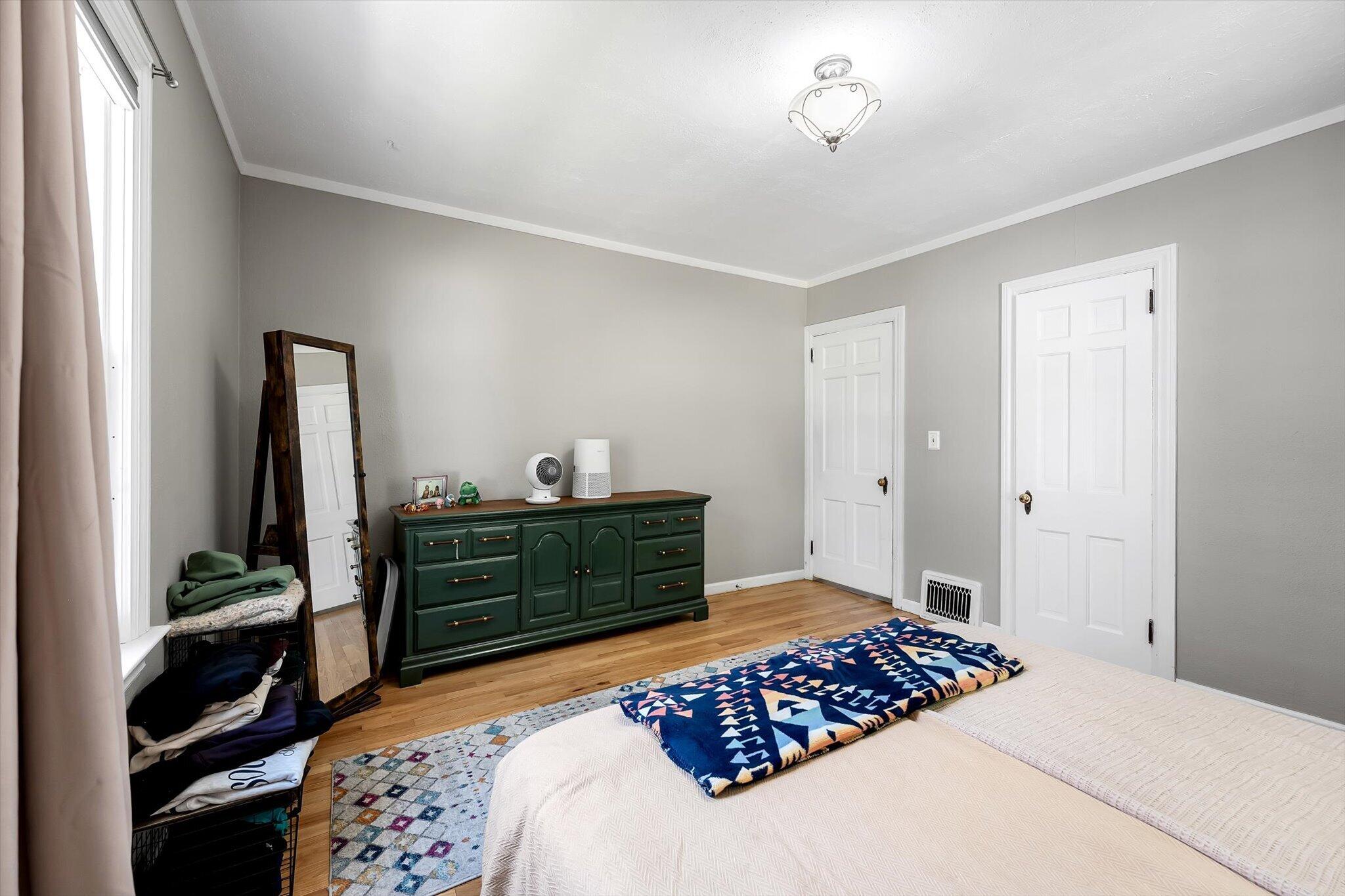 2219 College Avenue SE Grand Rapids MI 49507