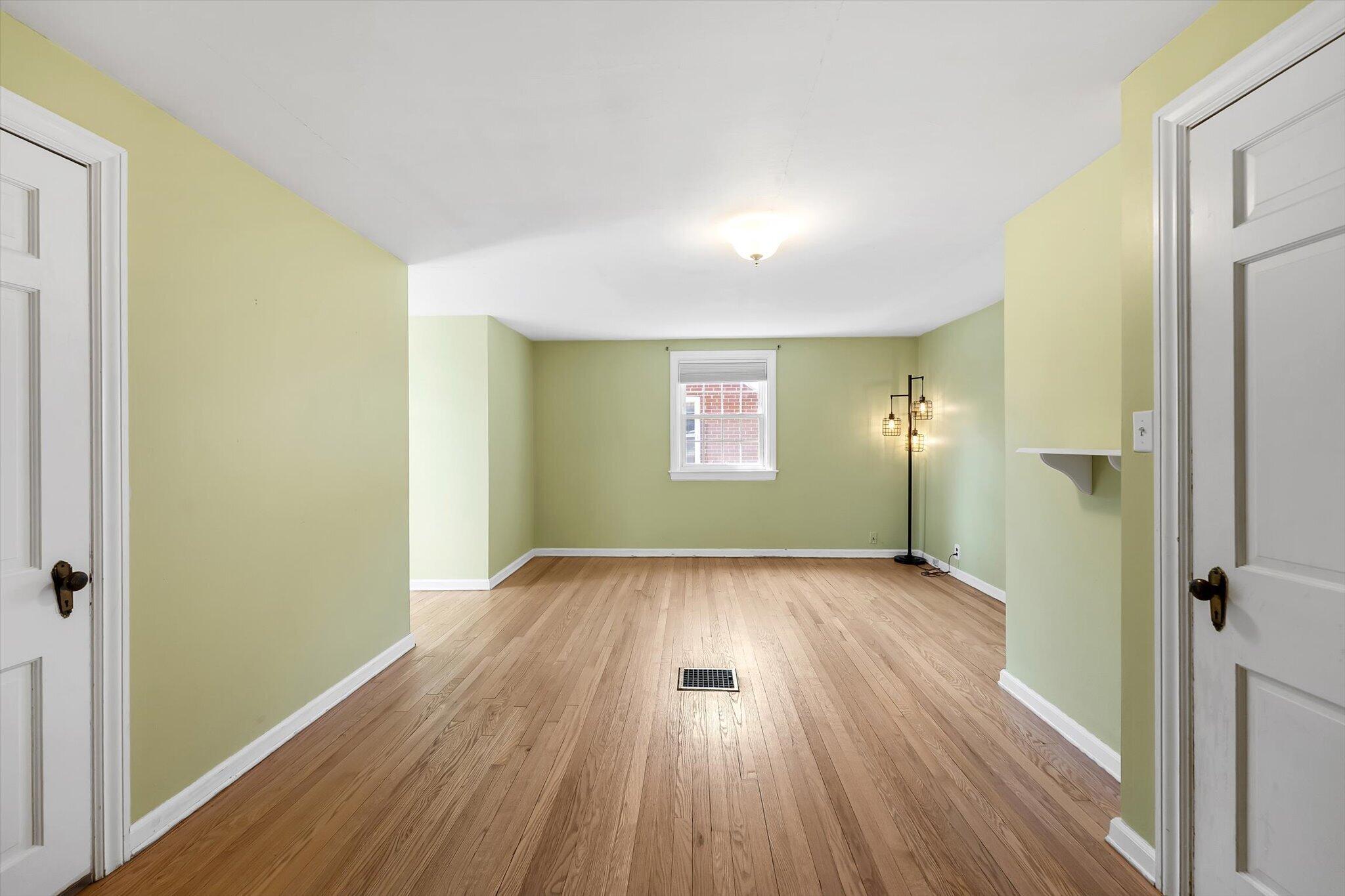 2219 College Avenue SE Grand Rapids MI 49507