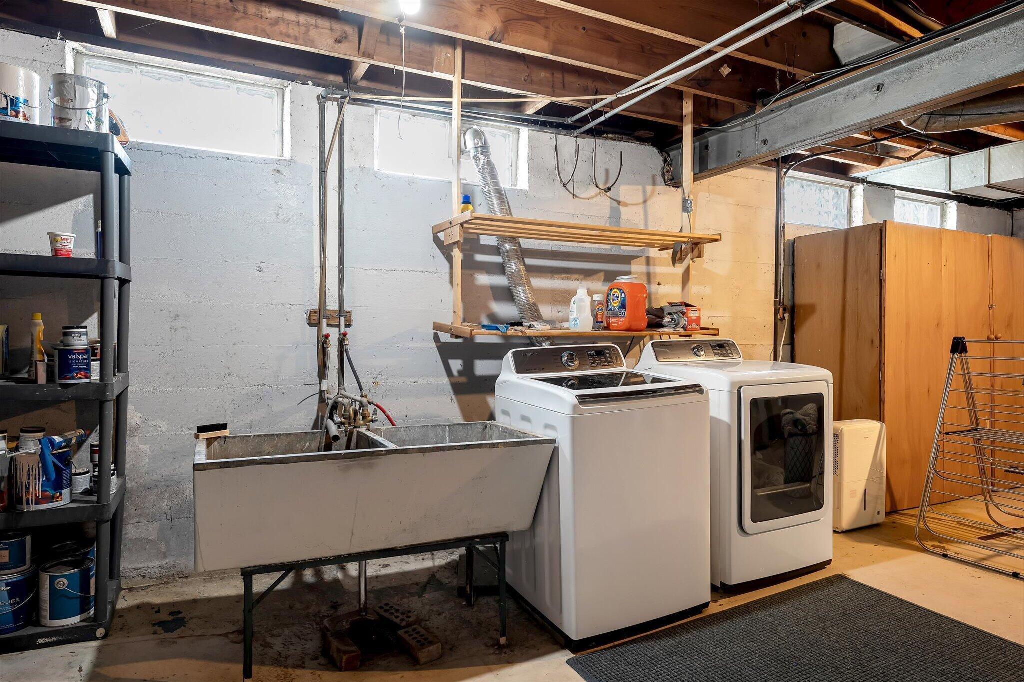 2219 College Avenue SE Grand Rapids MI 49507