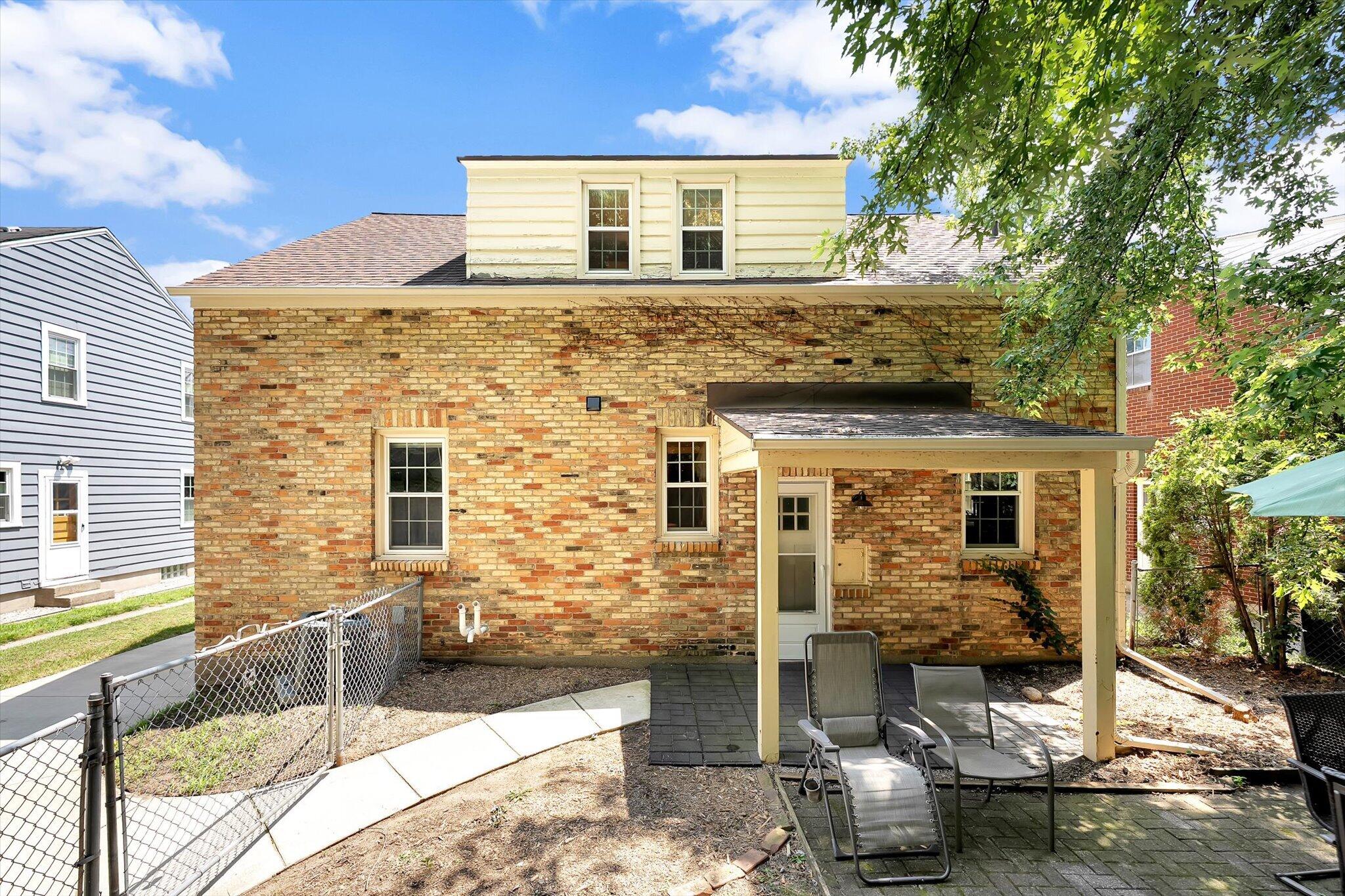 2219 College Avenue SE Grand Rapids MI 49507