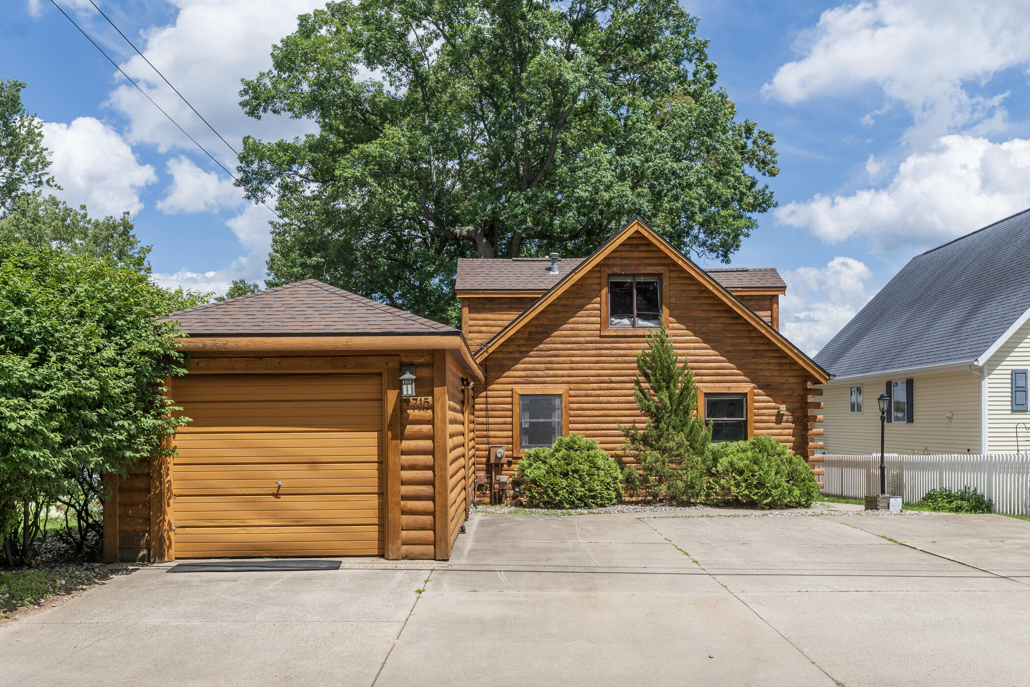 9715 Woodlawn Drive Portage MI 49002