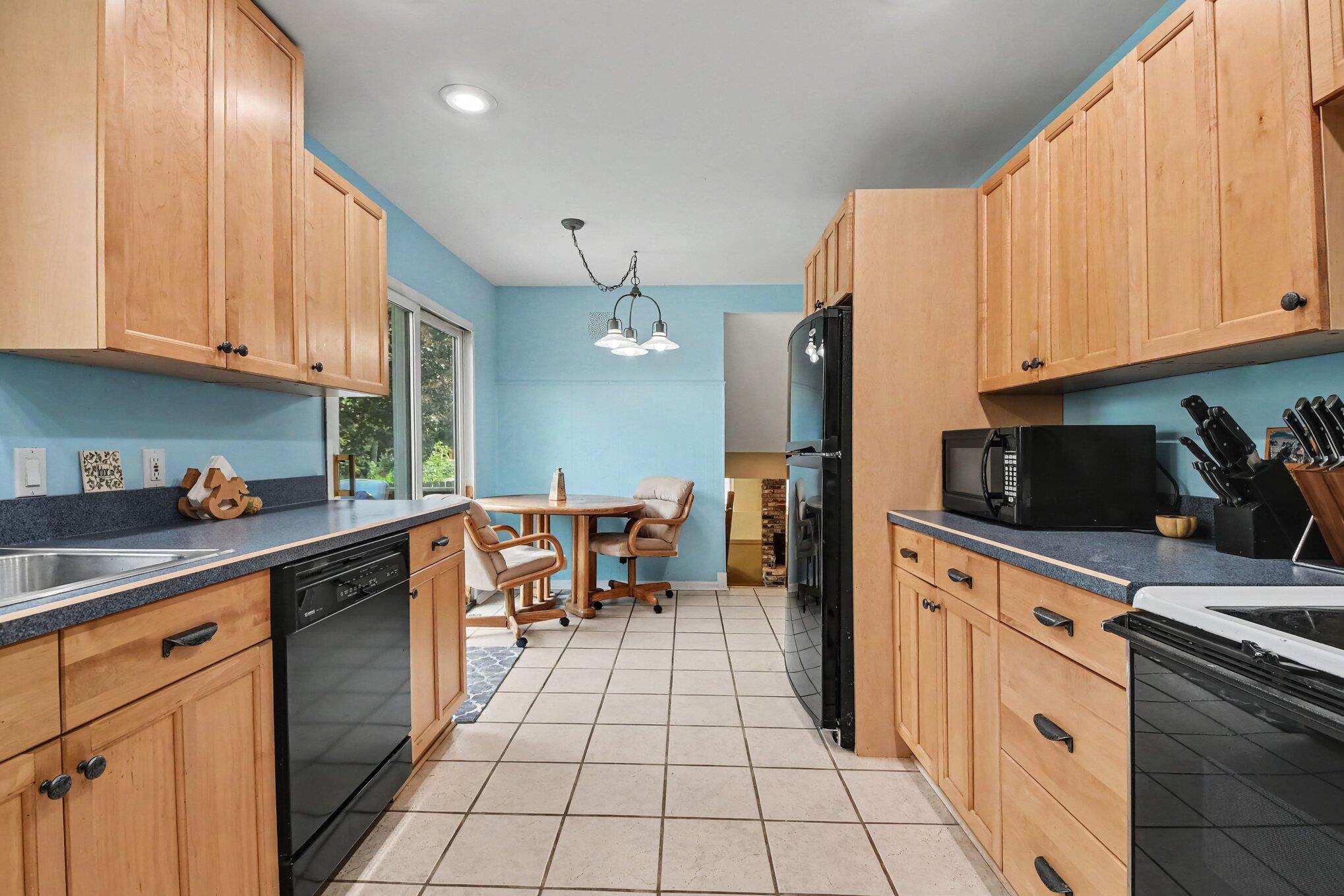8364 Atlanta Drive NE Rockford MI 49341