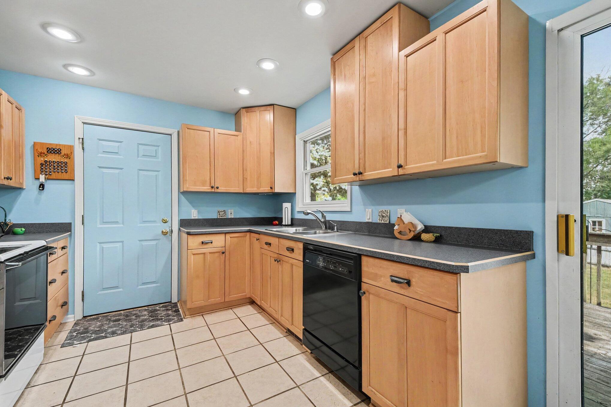8364 Atlanta Drive NE Rockford MI 49341