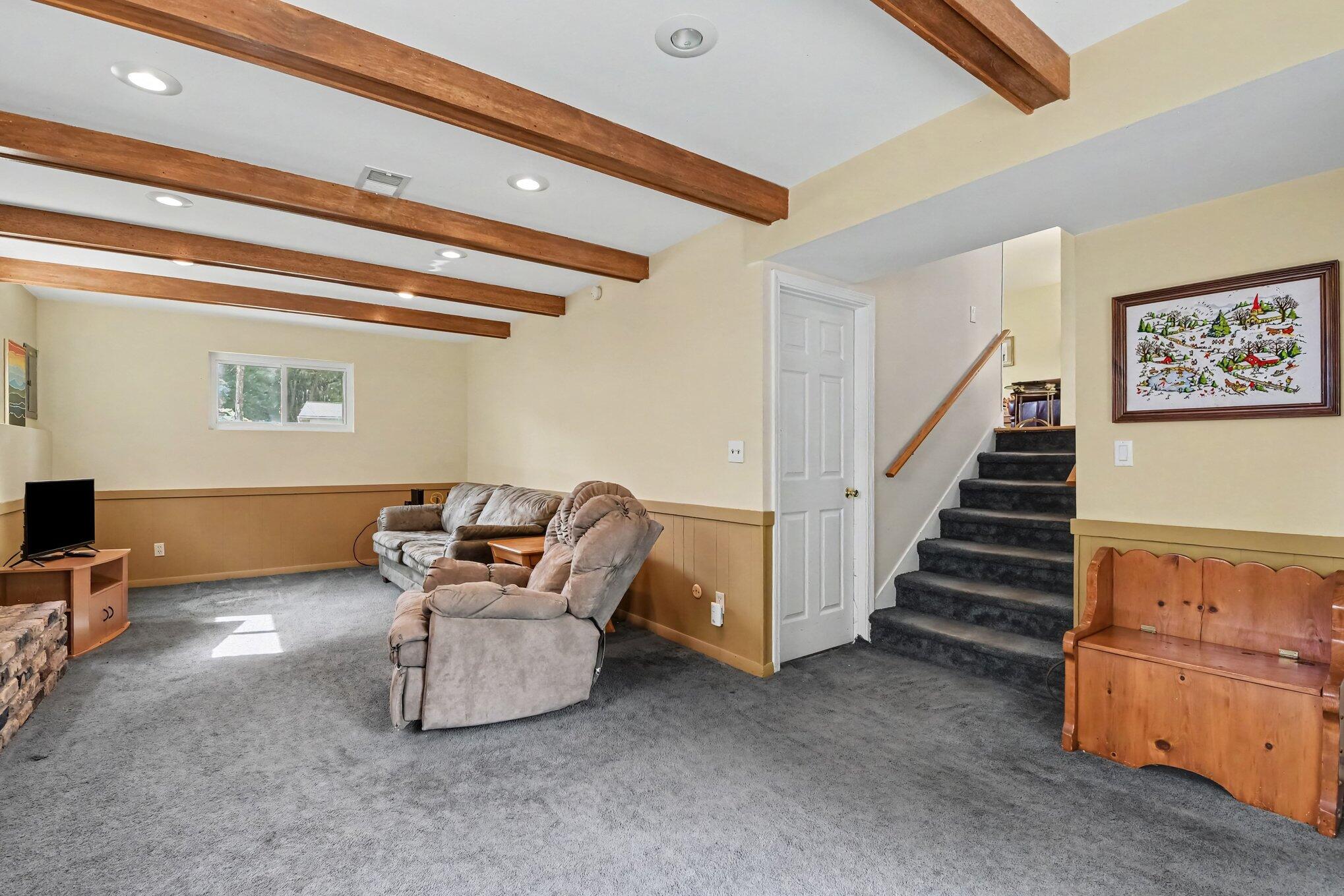 8364 Atlanta Drive NE Rockford MI 49341