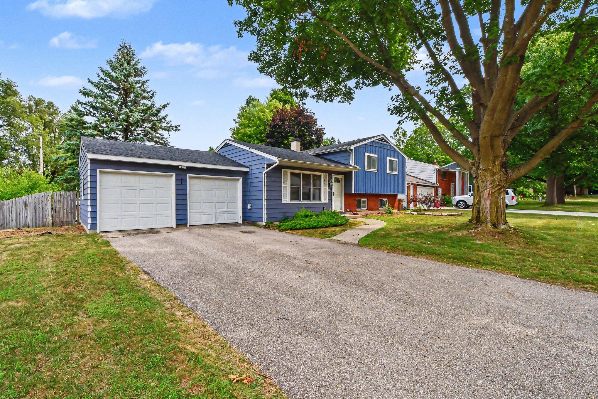 8364 Atlanta Drive NE Rockford MI 49341