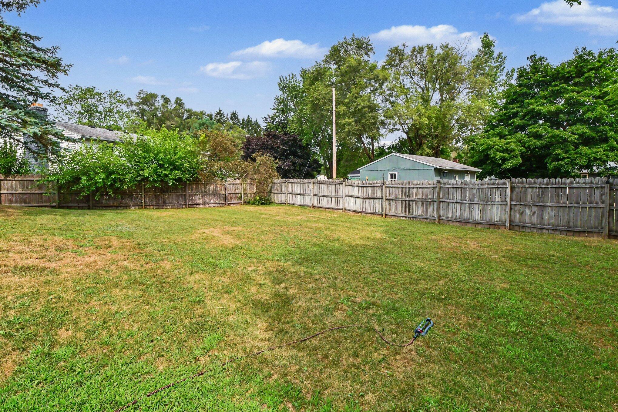8364 Atlanta Drive NE Rockford MI 49341