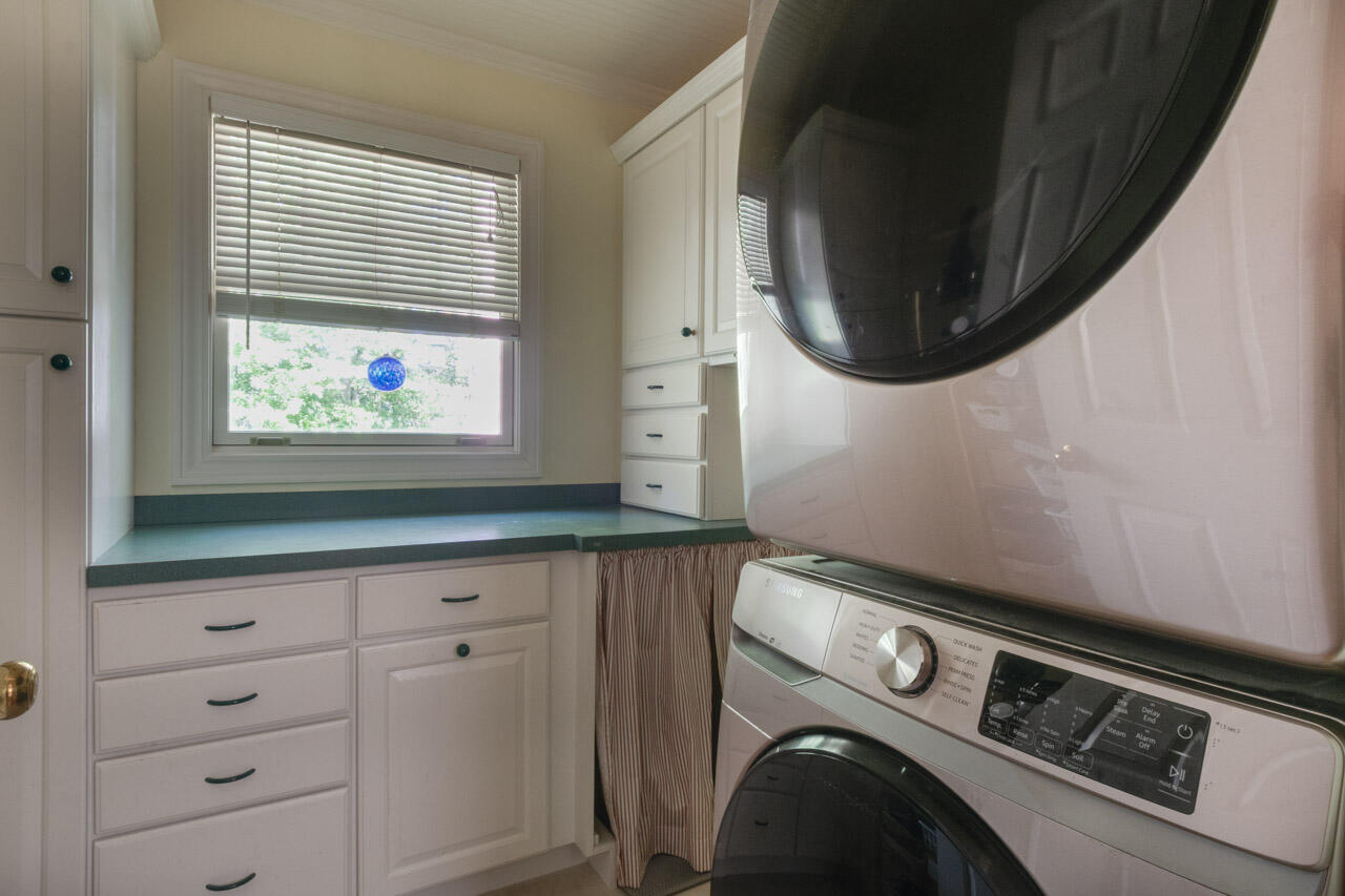 6281 Rose Arbour Avenue Kalamazoo MI 49009
