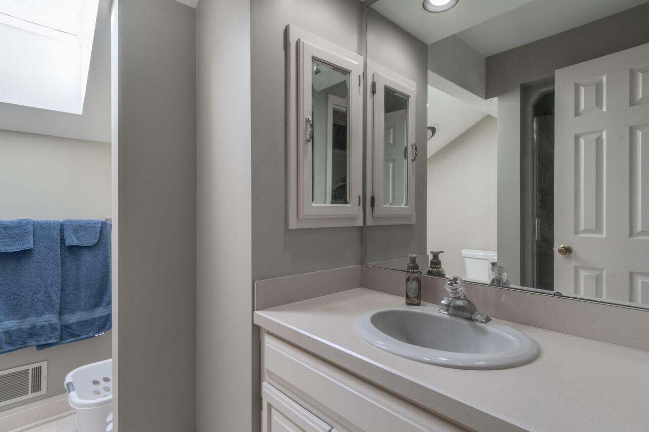 6281 Rose Arbour Avenue Kalamazoo MI 49009