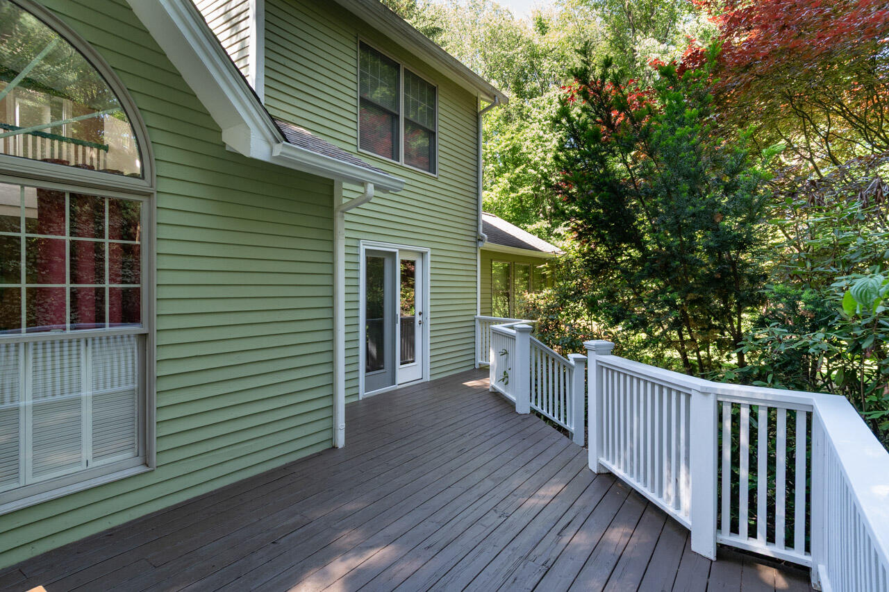 6281 Rose Arbour Avenue Kalamazoo MI 49009