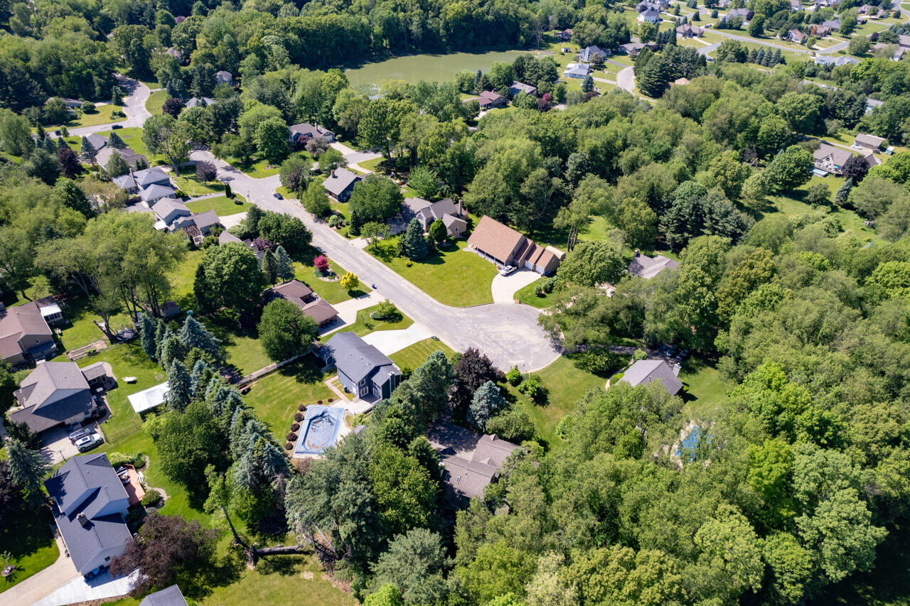 6281 Rose Arbour Avenue Kalamazoo MI 49009