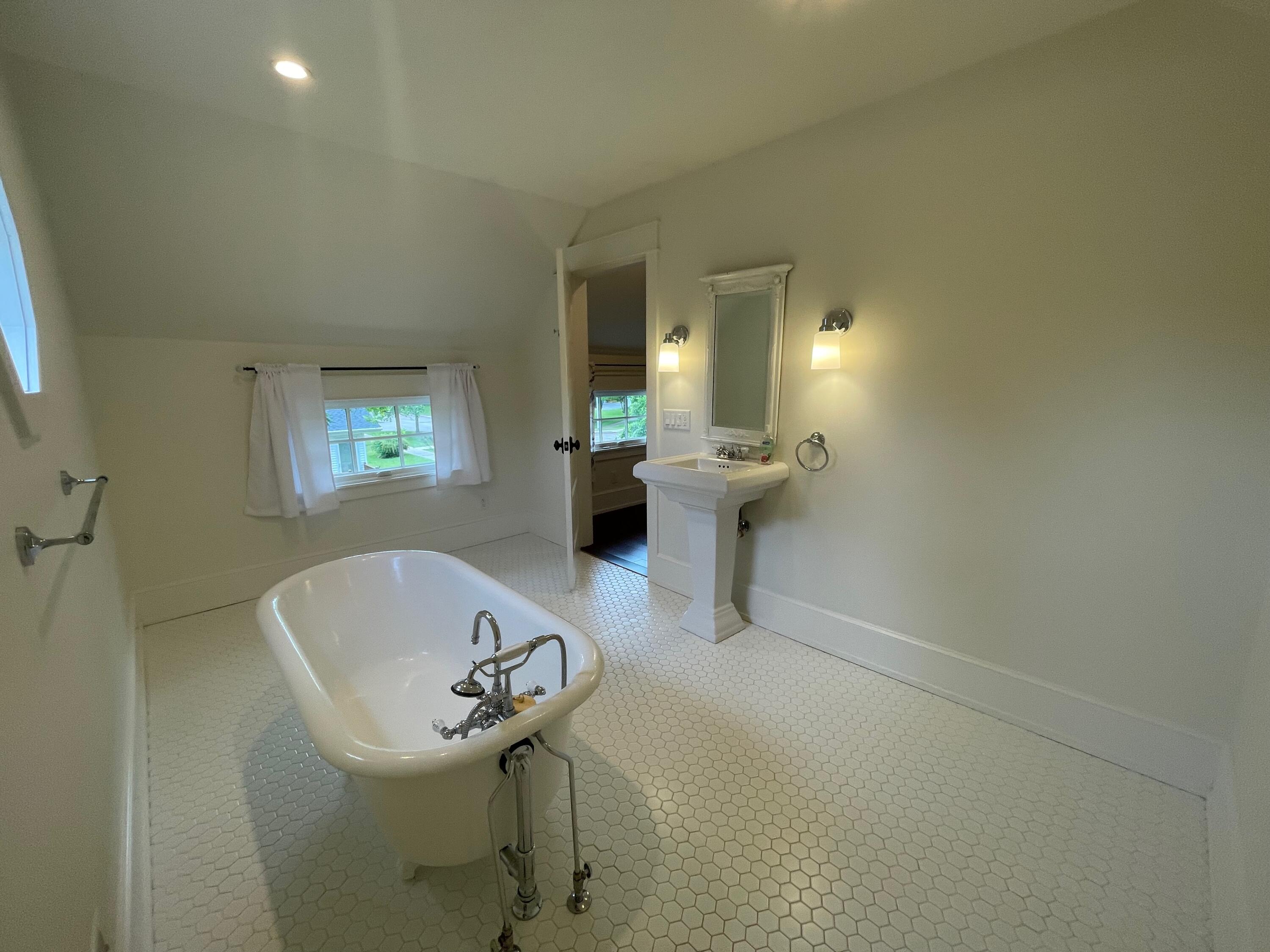 638 Allegan Street Saugatuck MI 49453