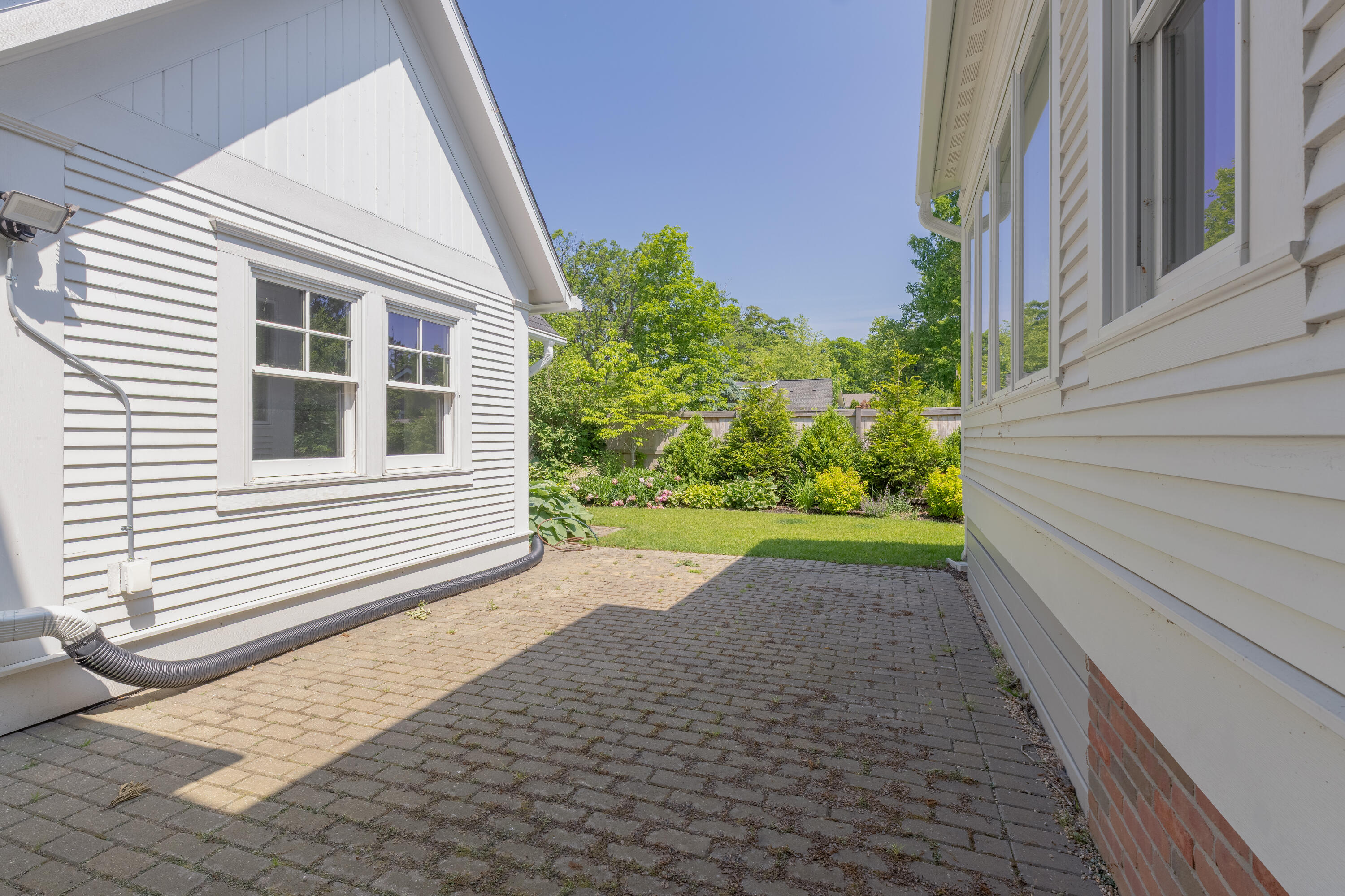 638 Allegan Street Saugatuck MI 49453