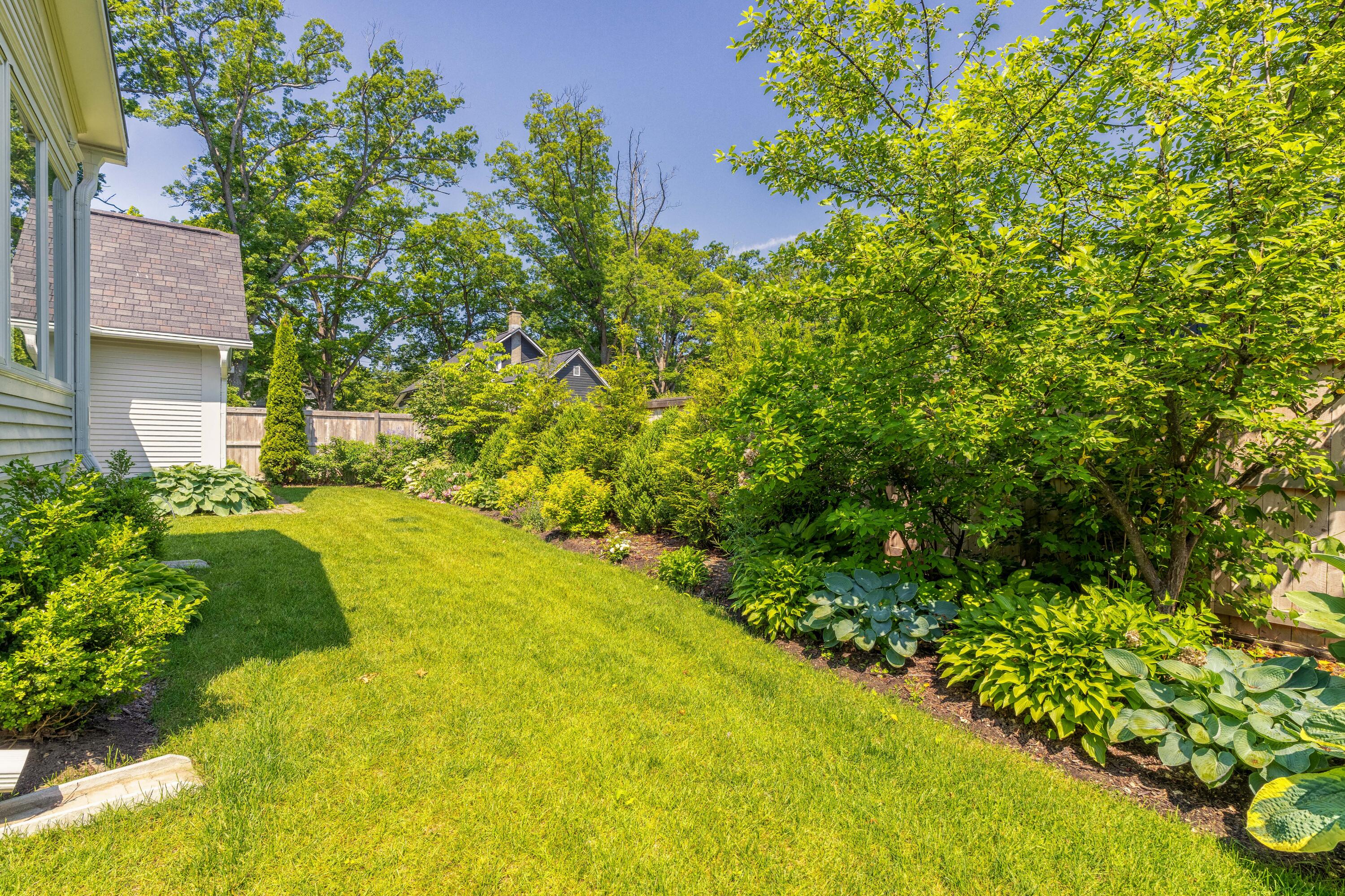638 Allegan Street Saugatuck MI 49453