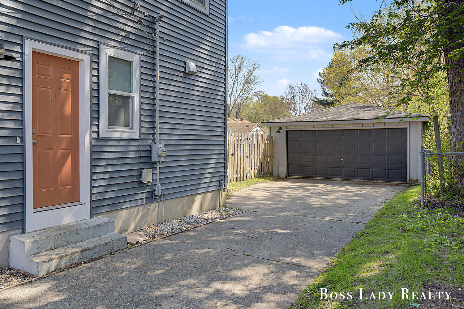 1512 Rossman Avenue SE Grand Rapids MI 49507