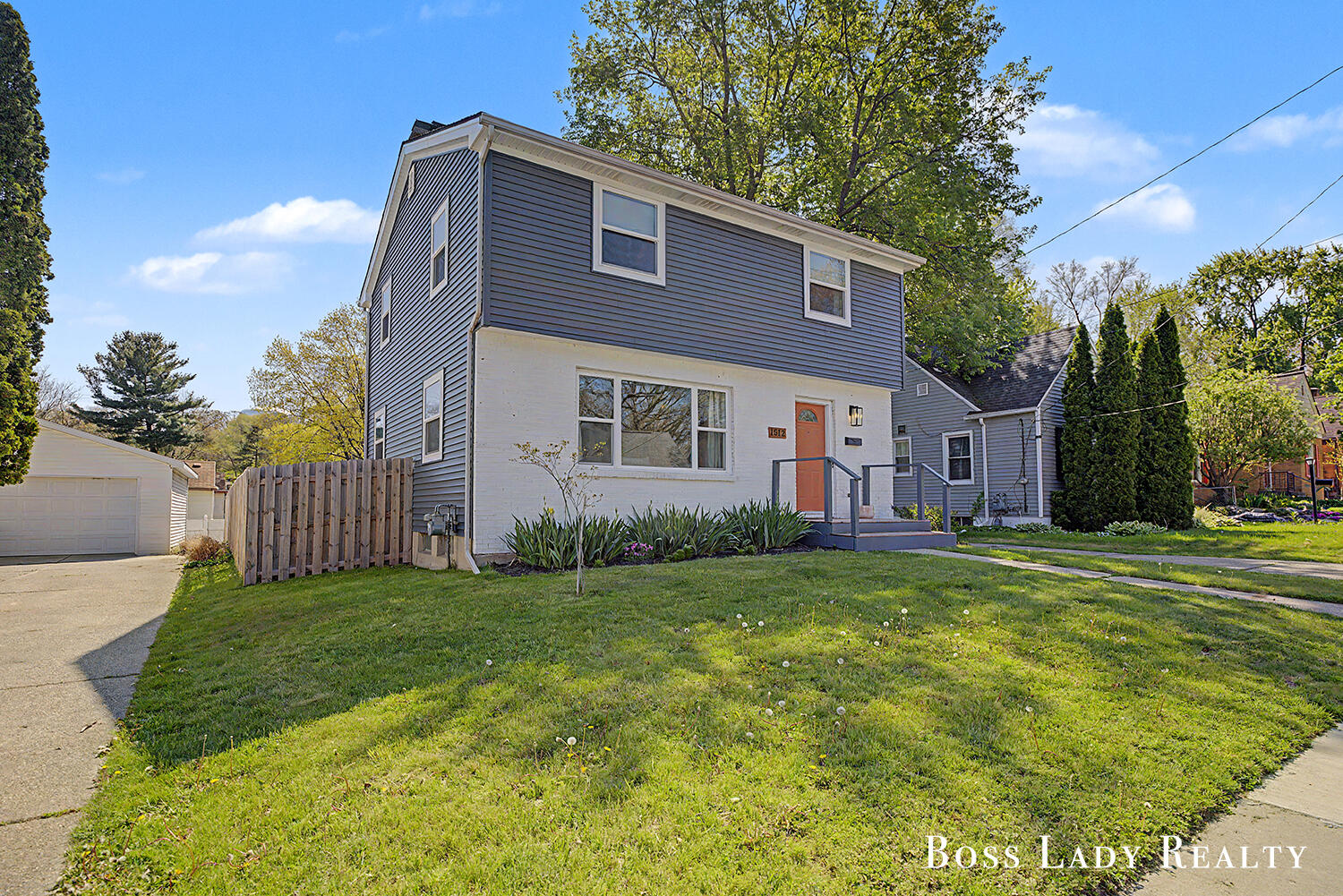 1512 Rossman Avenue SE Grand Rapids MI 49507
