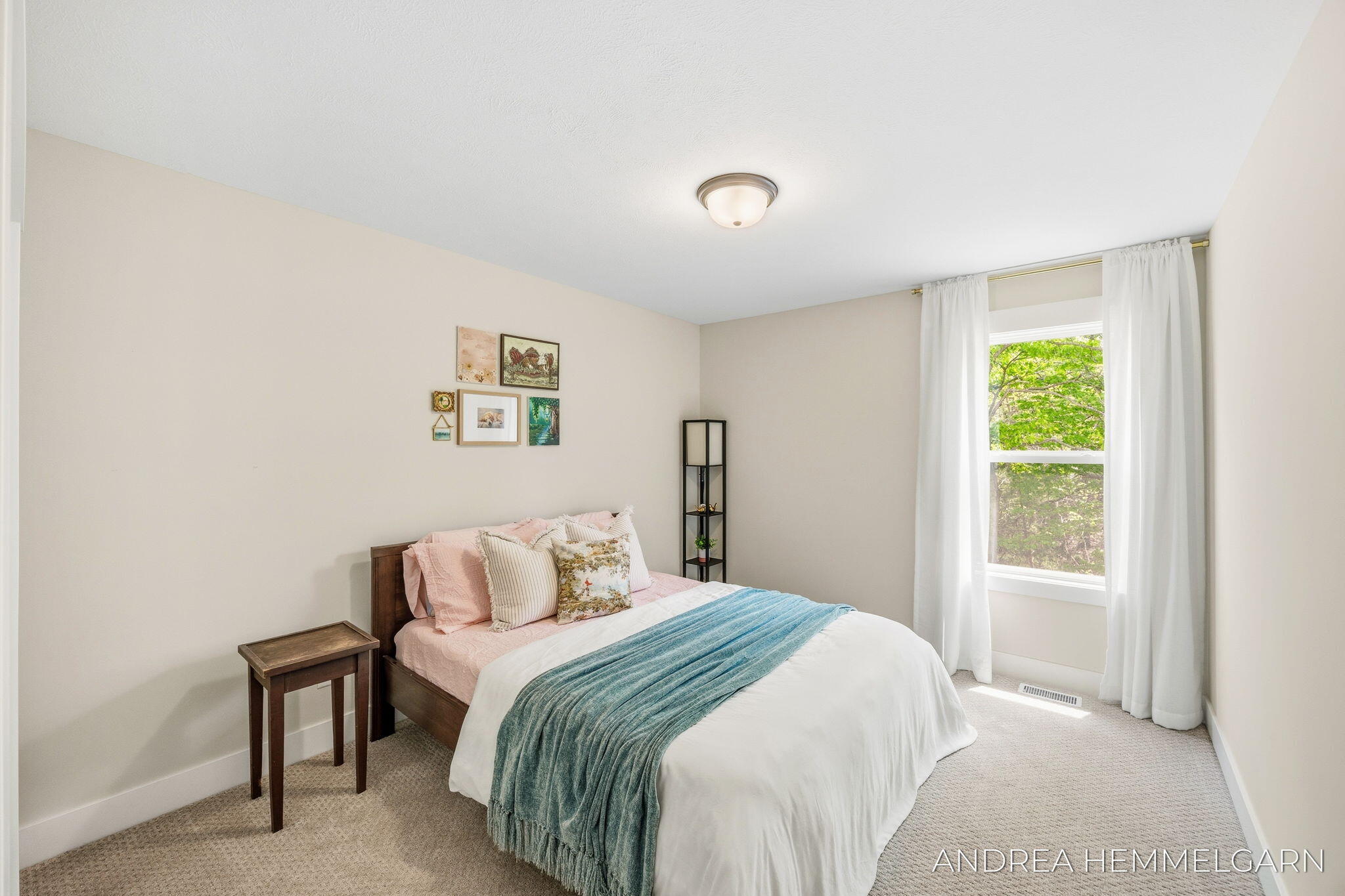 3090 Thornbury Drive Holland MI 49424