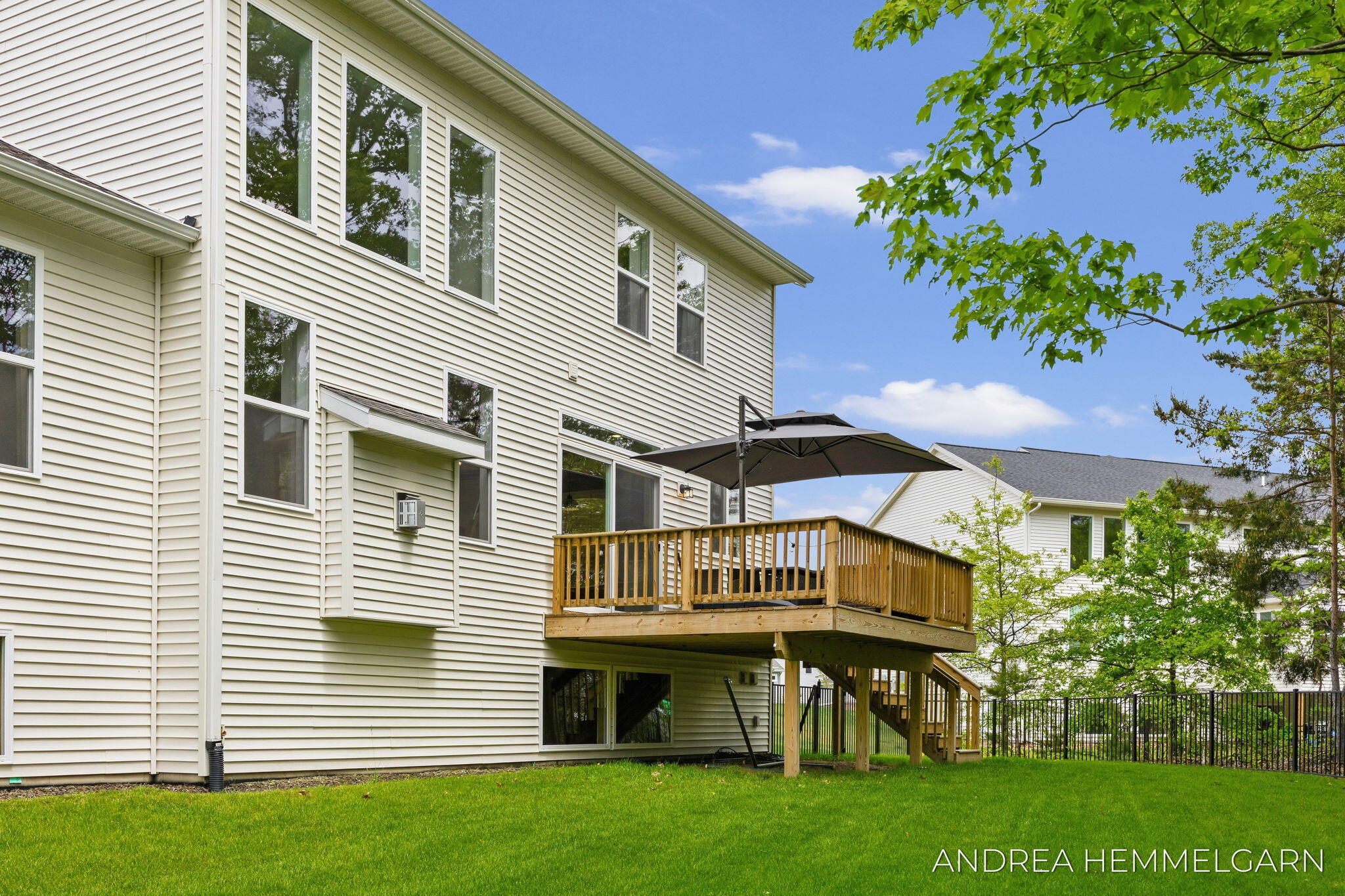3090 Thornbury Drive Holland MI 49424