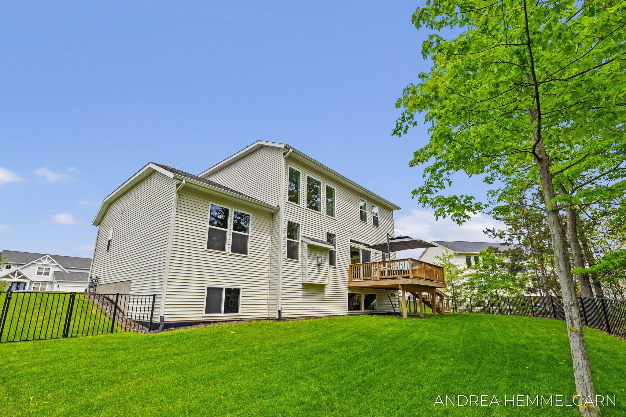 3090 Thornbury Drive Holland MI 49424