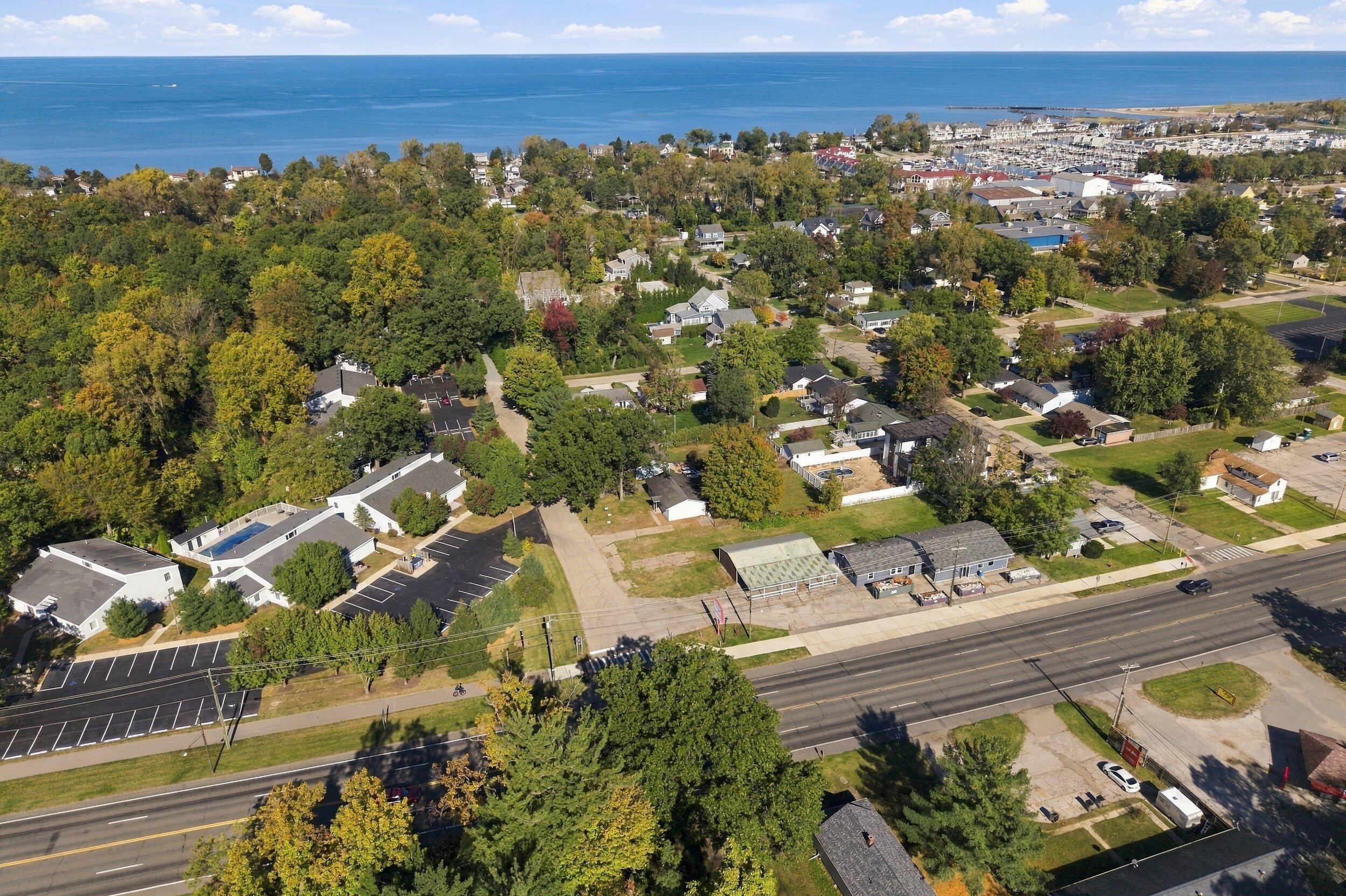 915 W Merchant Street New Buffalo MI 49117