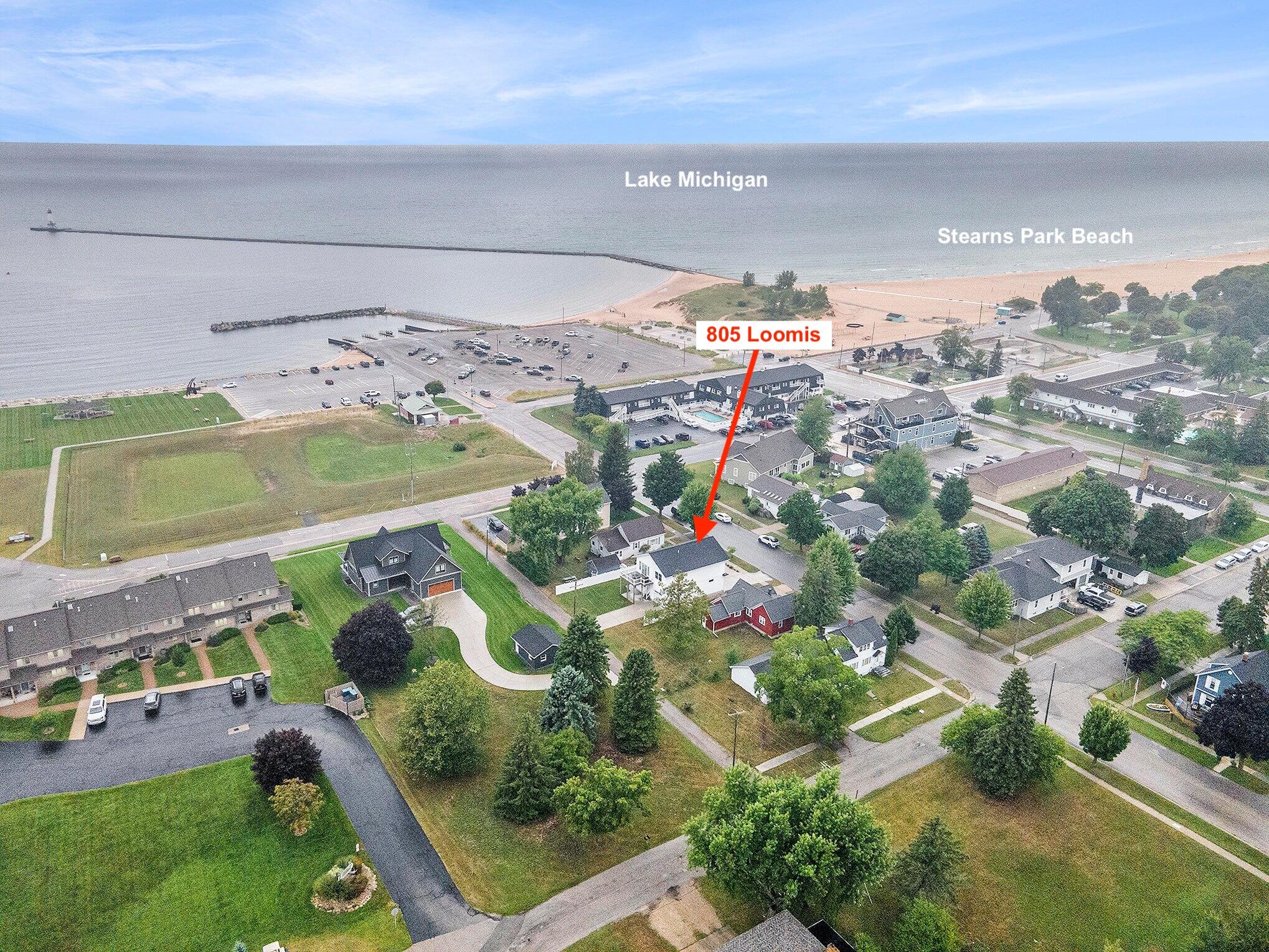 805 W Loomis Street Ludington MI 49431