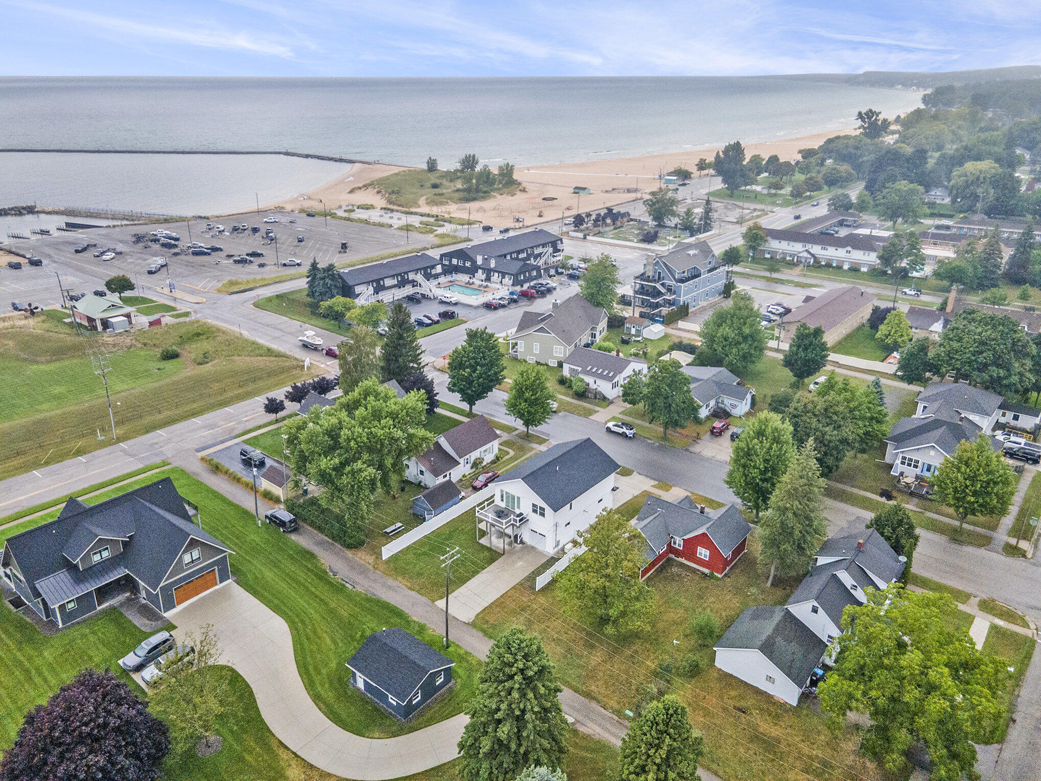 805 W Loomis Street Ludington MI 49431