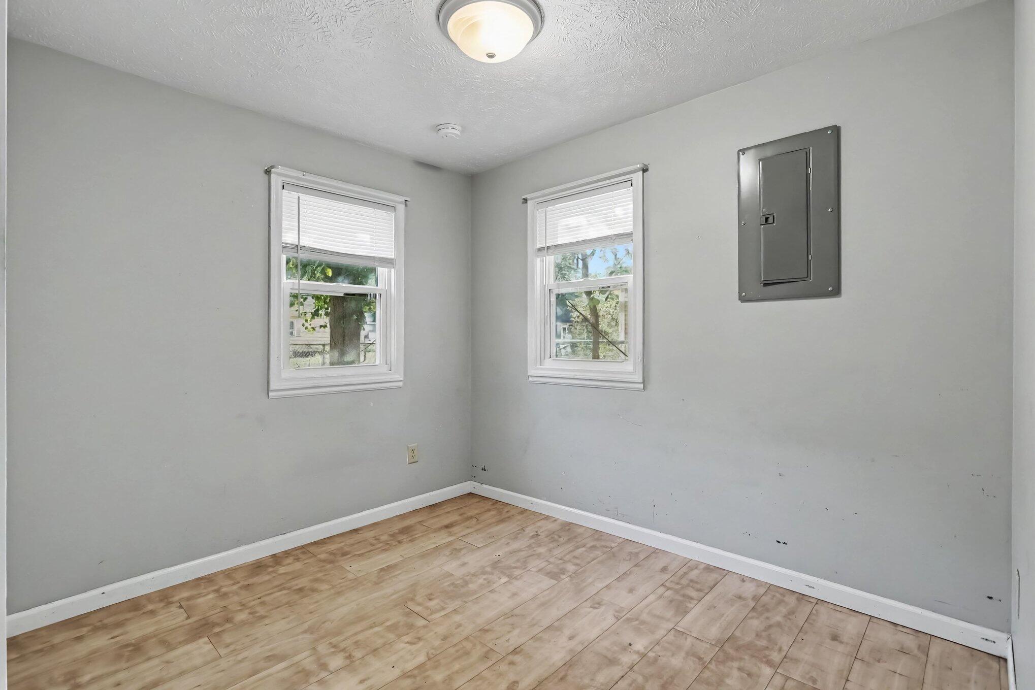 2320 Hazel Avenue Kalamazoo MI 49008