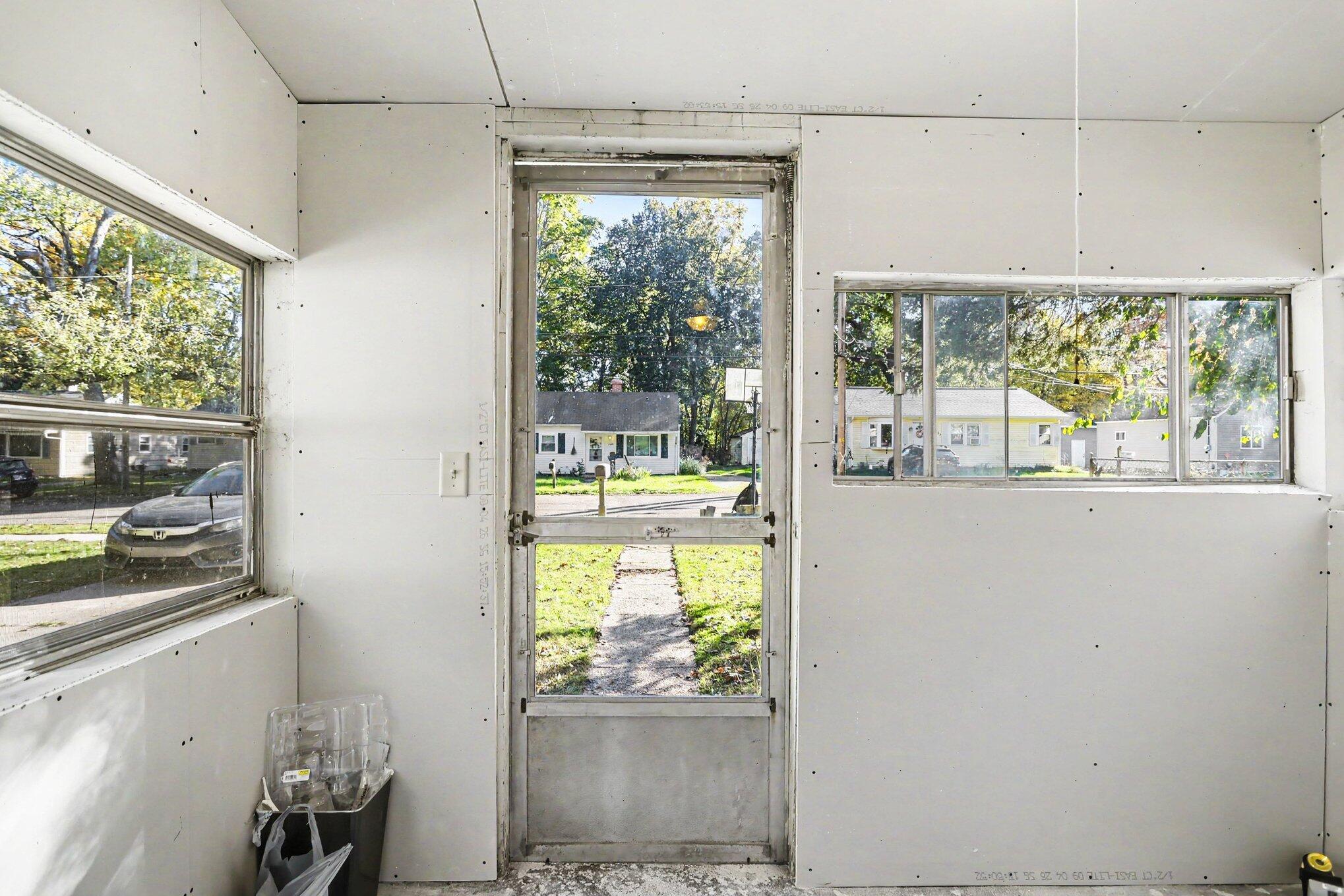 2320 Hazel Avenue Kalamazoo MI 49008