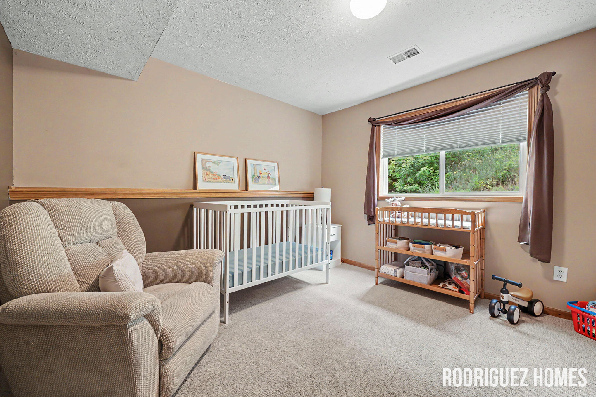 2007 Sandrel Drive NE Grand Rapids MI 49505
