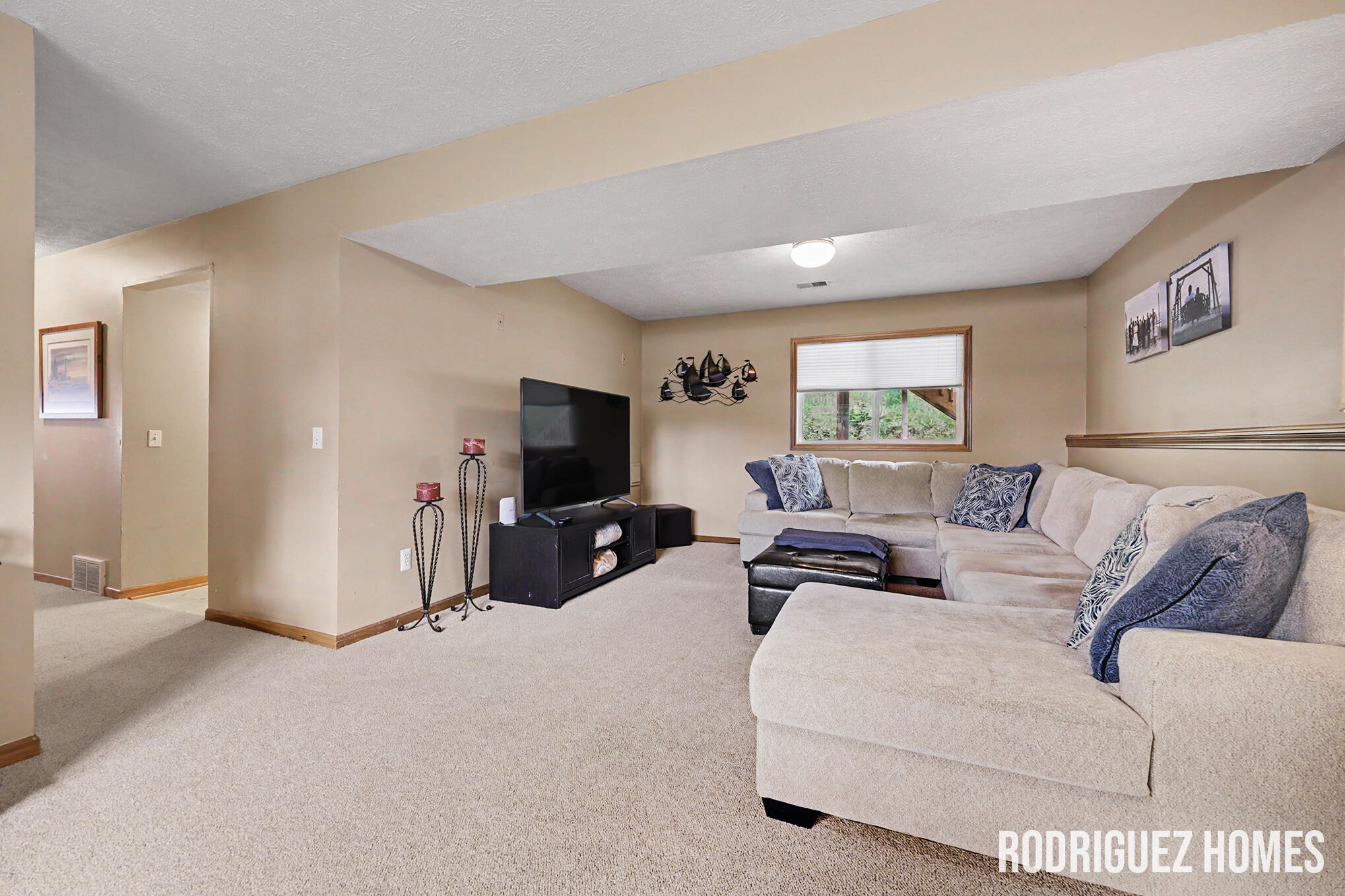 2007 Sandrel Drive NE Grand Rapids MI 49505