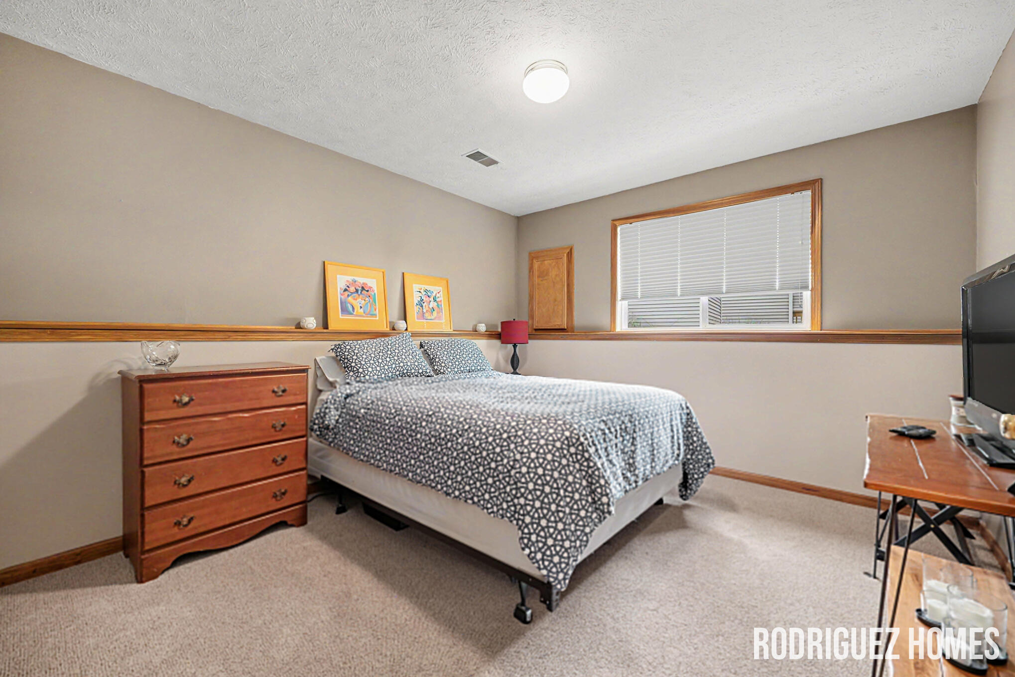 2007 Sandrel Drive NE Grand Rapids MI 49505