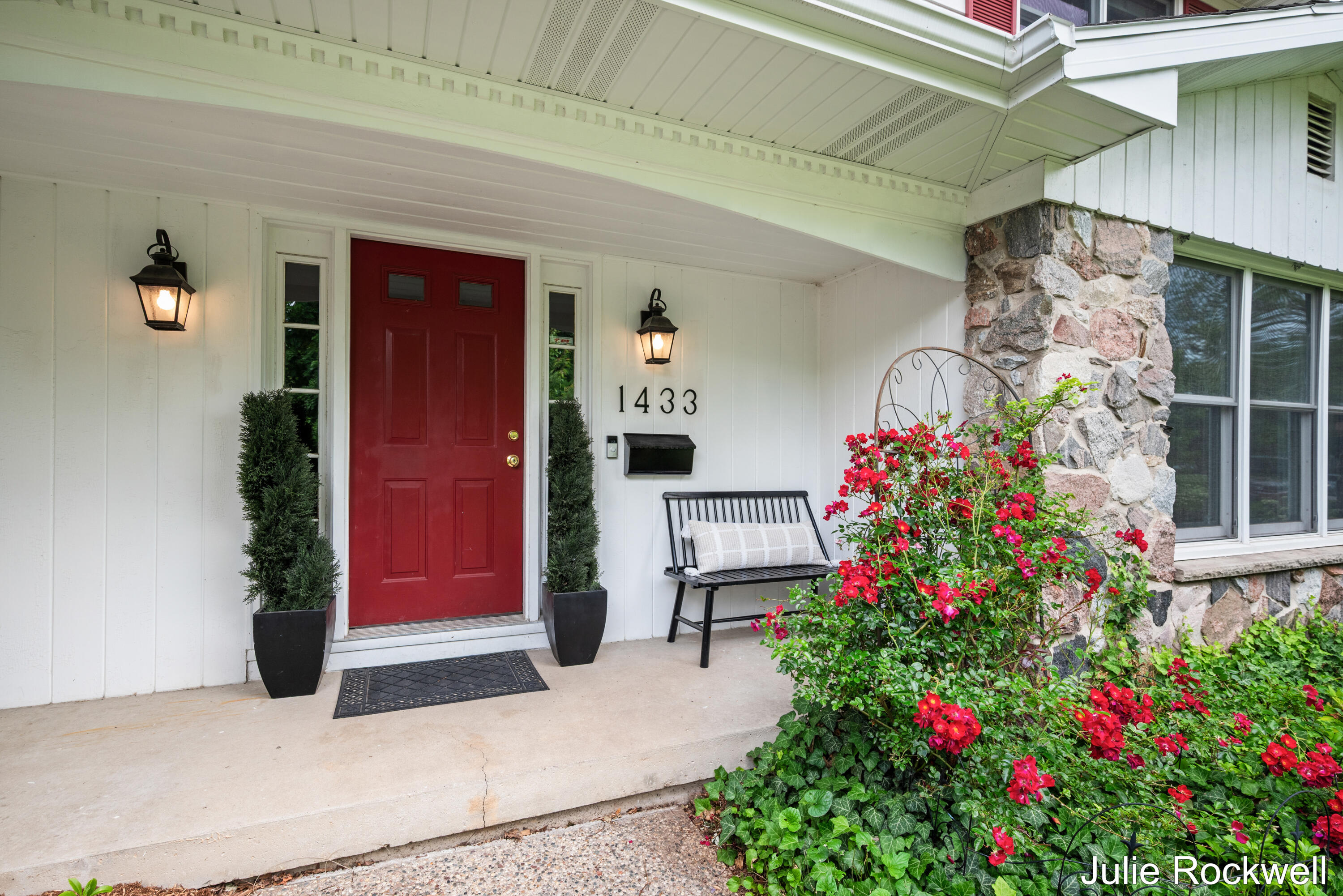 1433 Sherwood Avenue SE Grand Rapids MI 49506