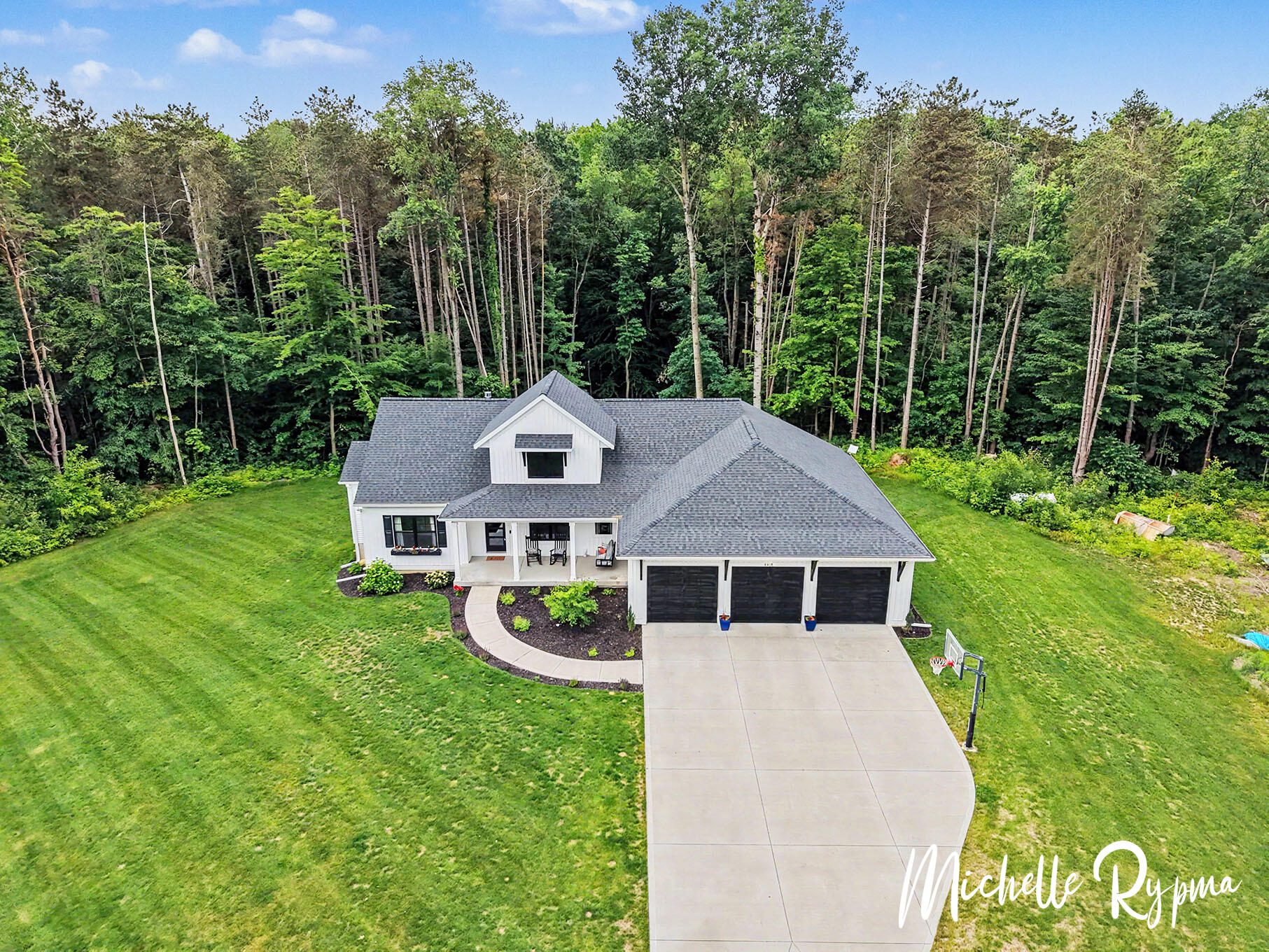 5812 Timber Bluff Trail Fennville MI 49408