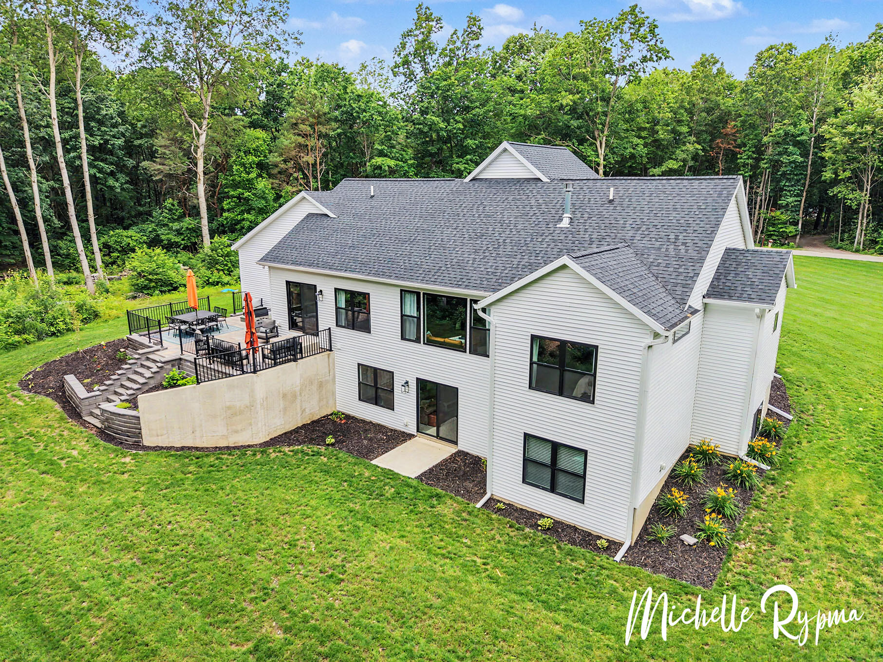 5812 Timber Bluff Trail Fennville MI 49408