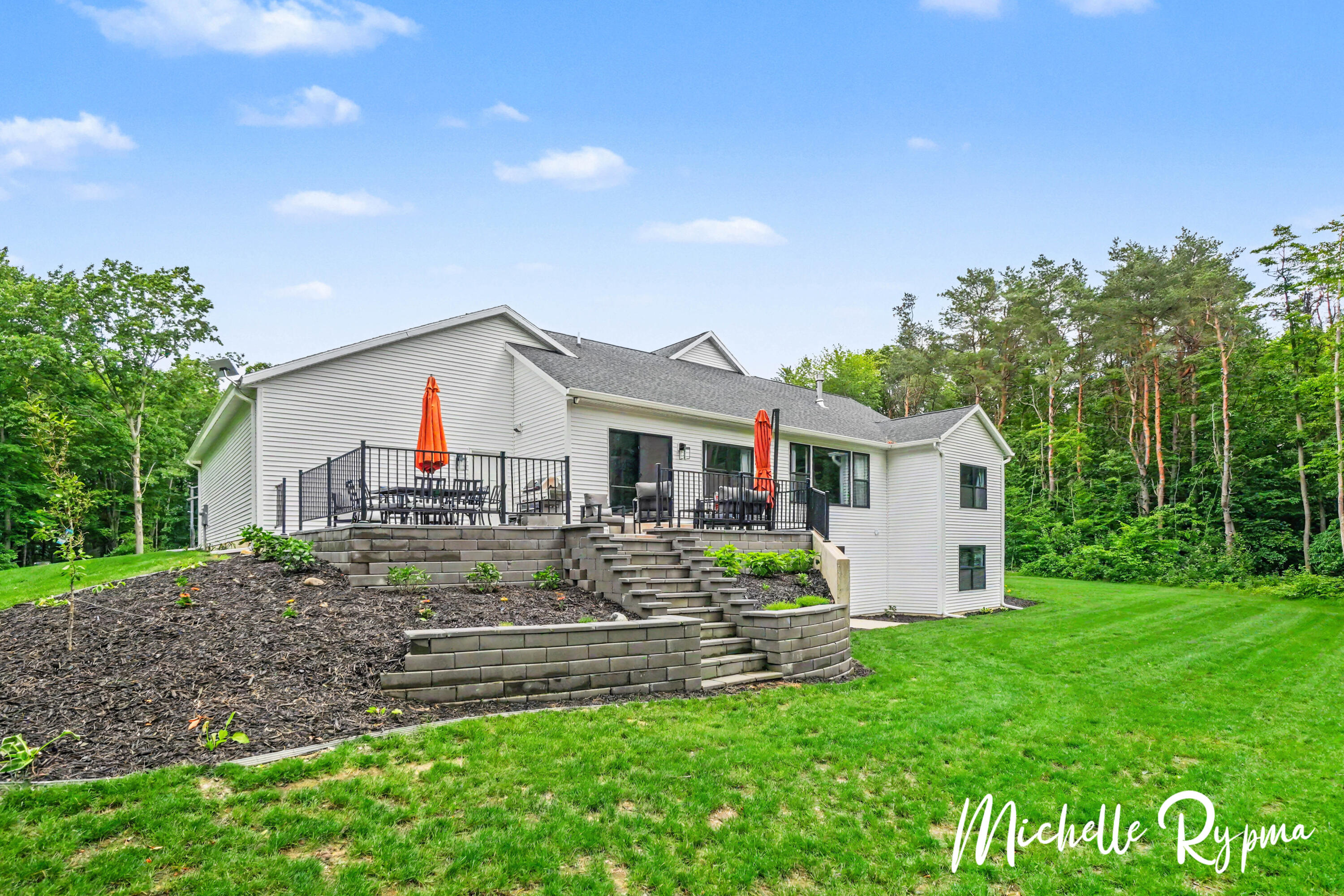 5812 Timber Bluff Trail Fennville MI 49408