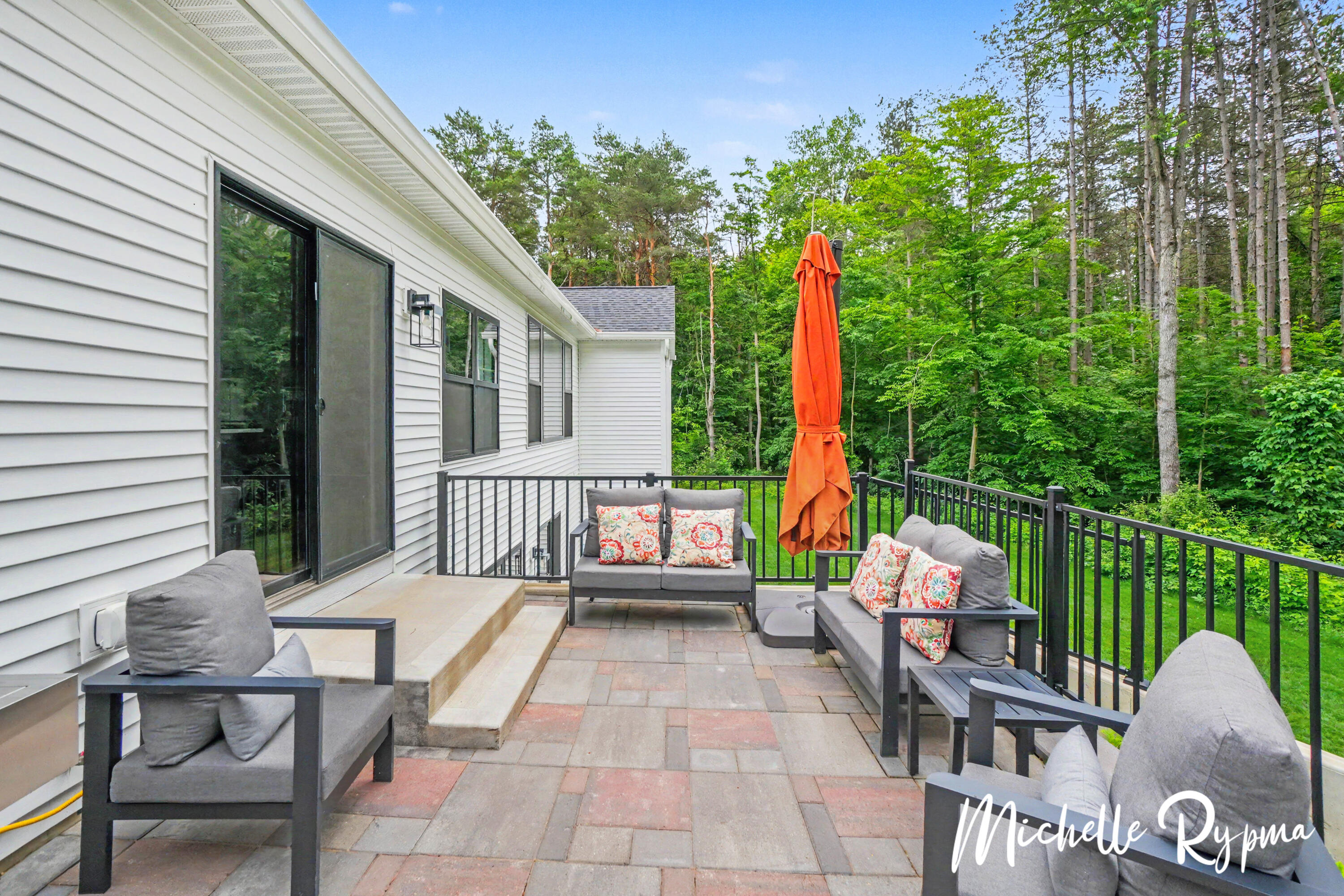5812 Timber Bluff Trail Fennville MI 49408