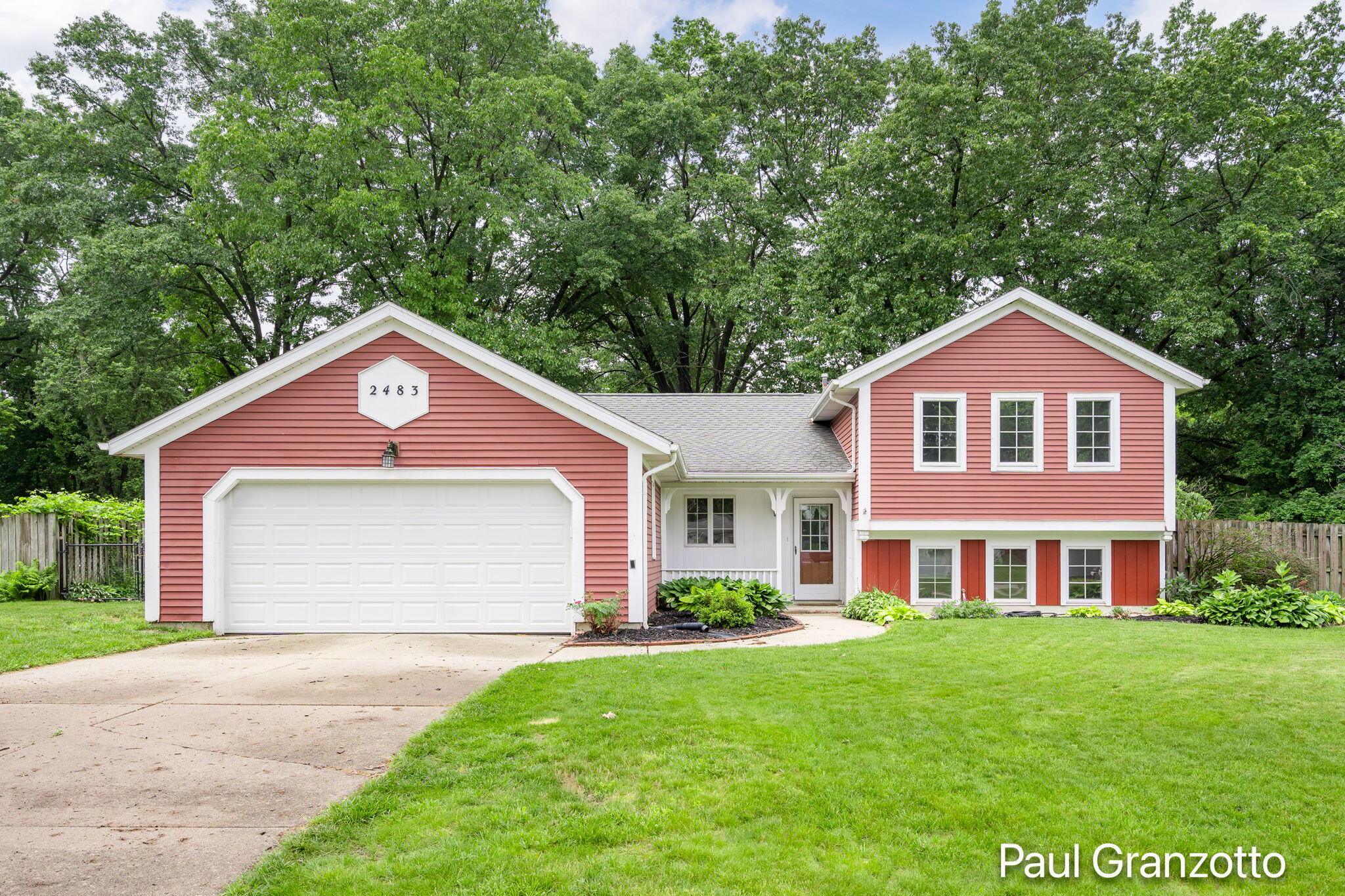 2483 Russit Drive NE Grand Rapids MI 49525