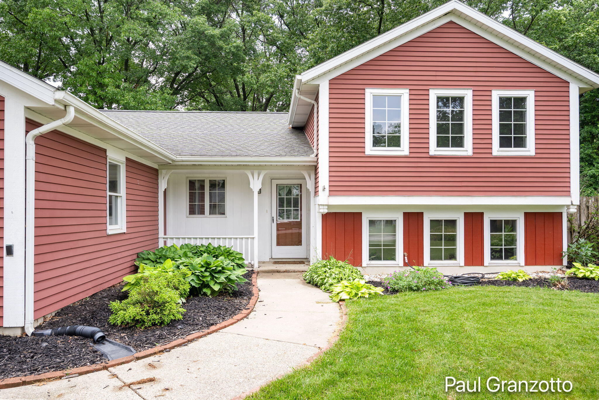 2483 Russit Drive NE Grand Rapids MI 49525