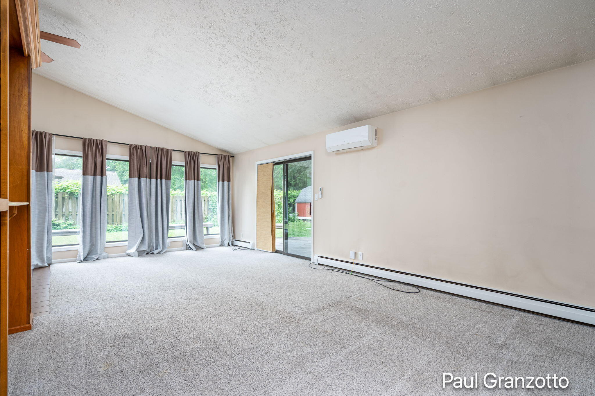 2483 Russit Drive NE Grand Rapids MI 49525