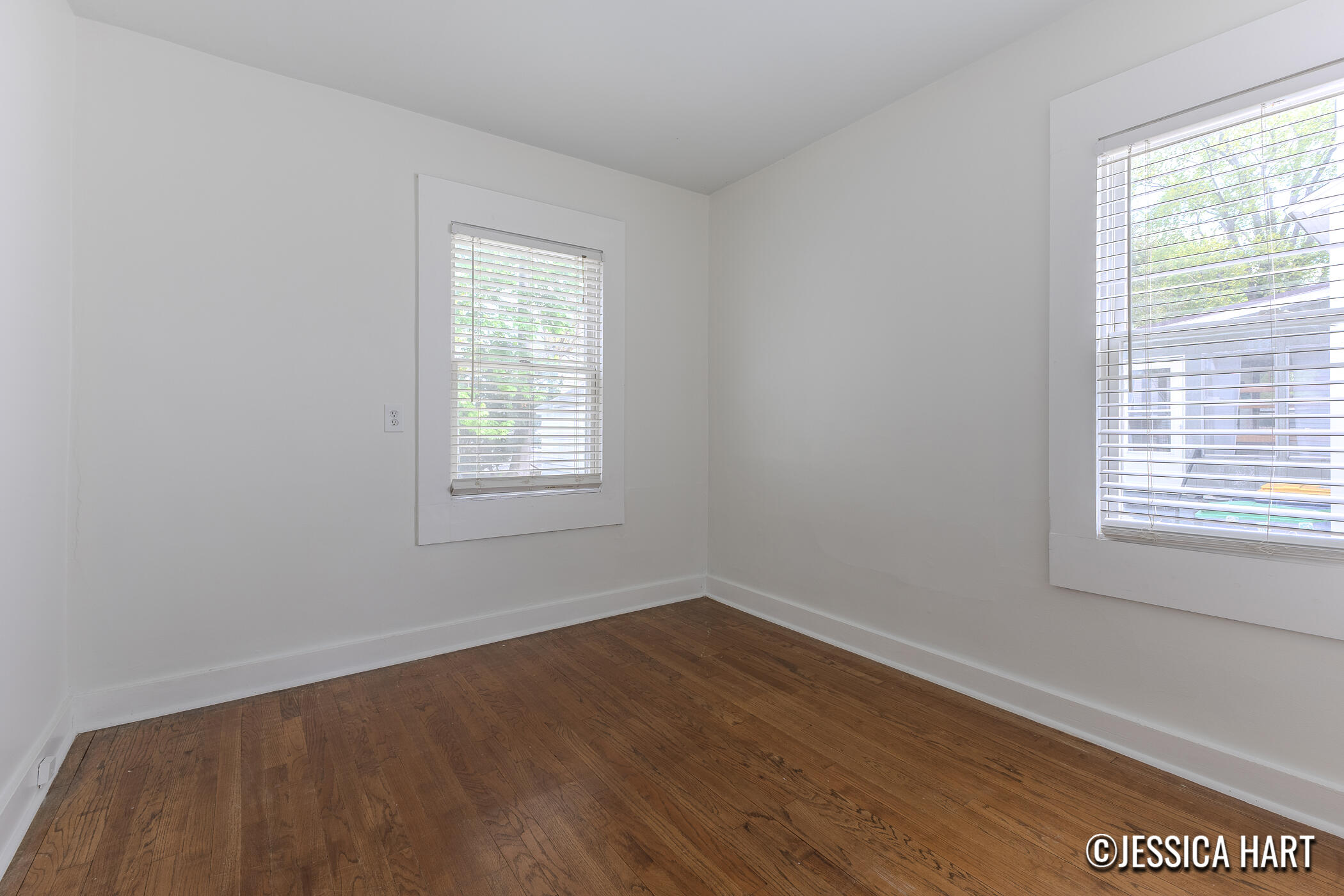 851 Hollywood Street NE Grand Rapids MI 49505