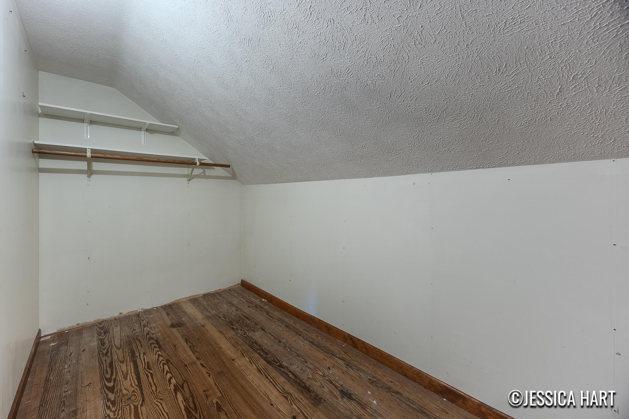 851 Hollywood Street NE Grand Rapids MI 49505